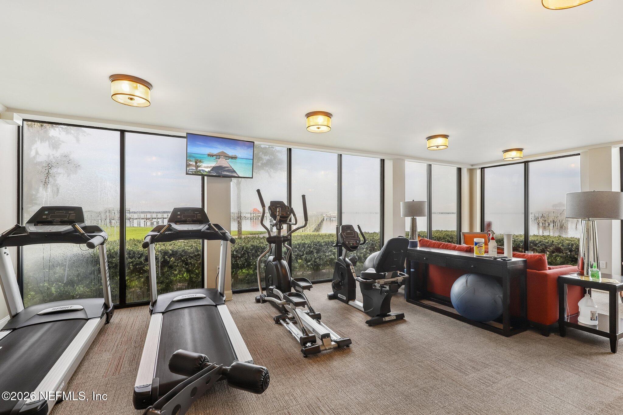 6000 SAN JOSE Boulevard 4-C