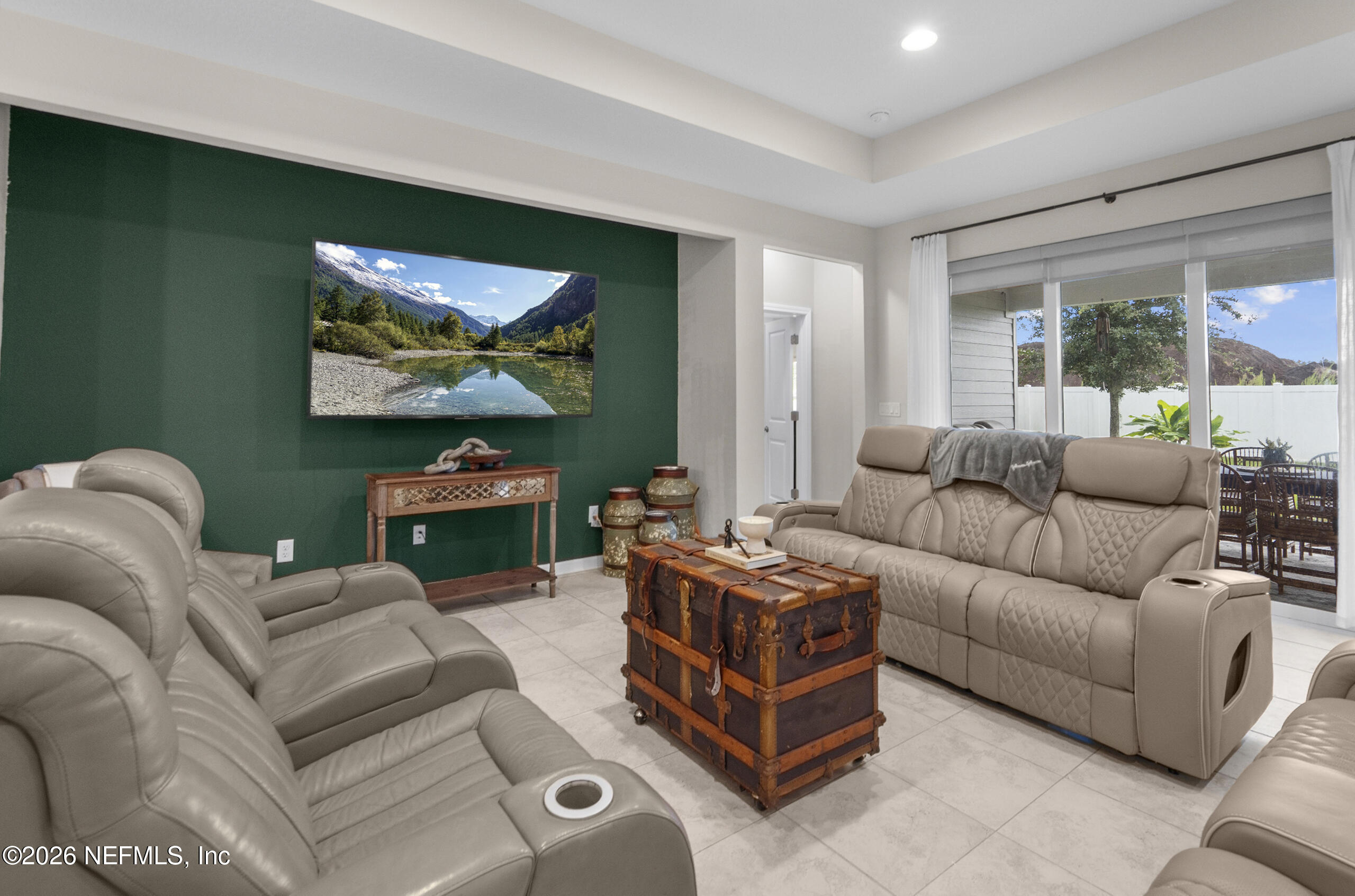 281 MARQUESA Circle