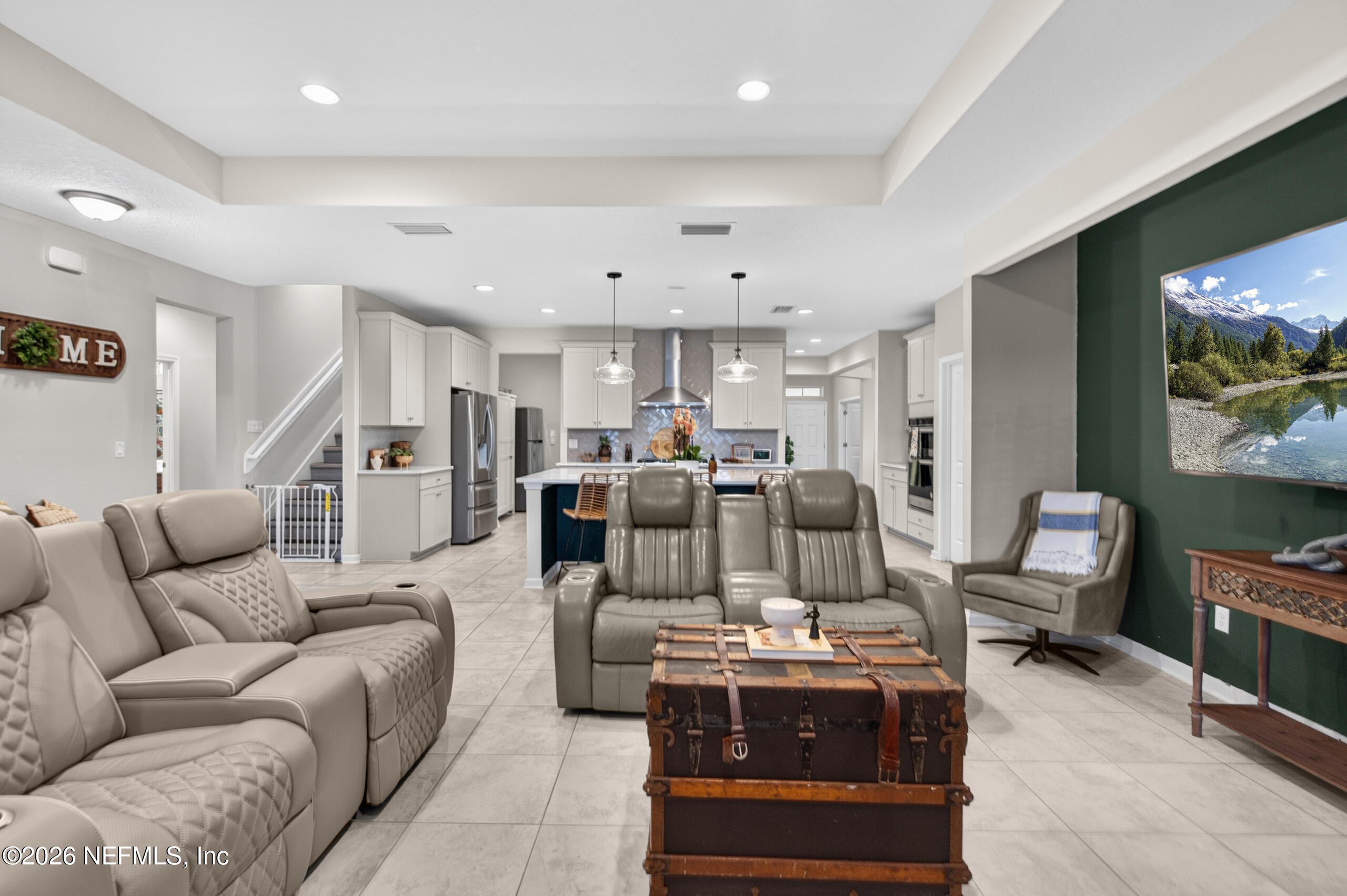 281 MARQUESA Circle