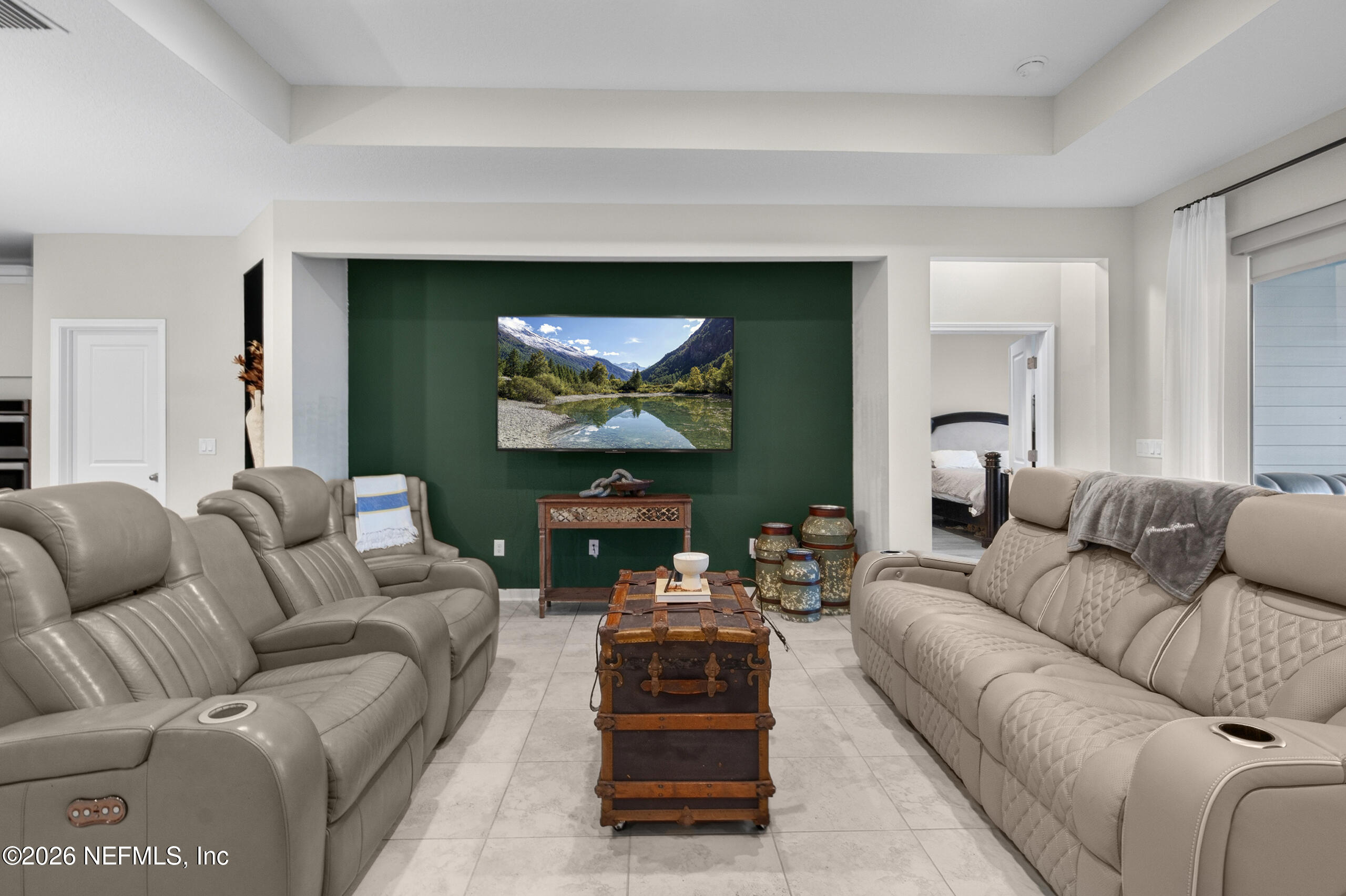 281 MARQUESA Circle