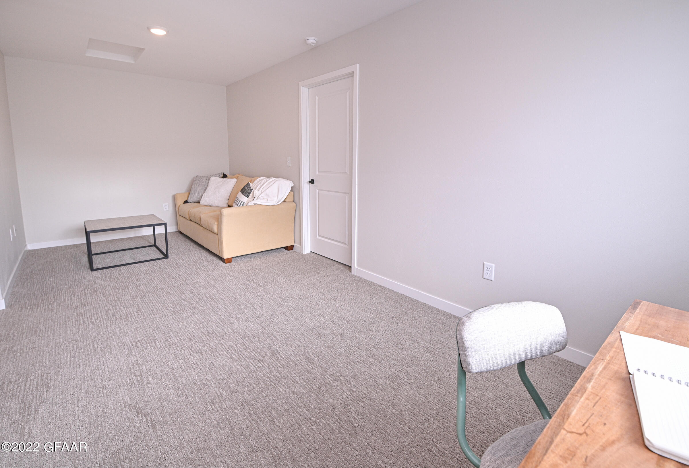 4425 EDGEWOOD Lane