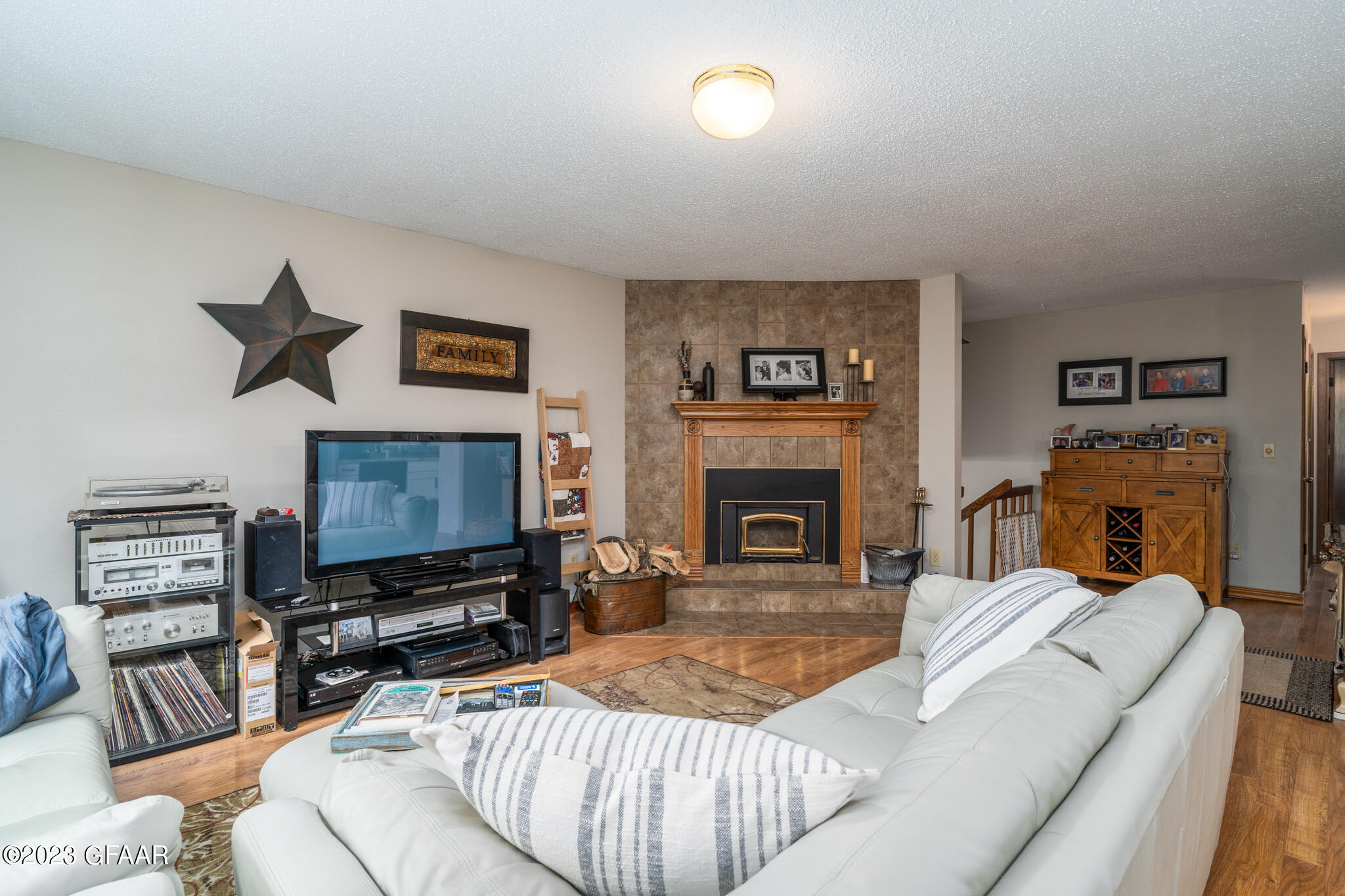 15753 17TH Street NE
