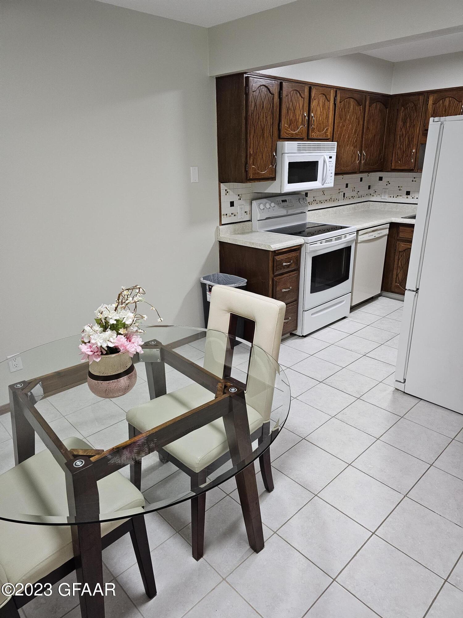 2501 26TH Avenue S, #24