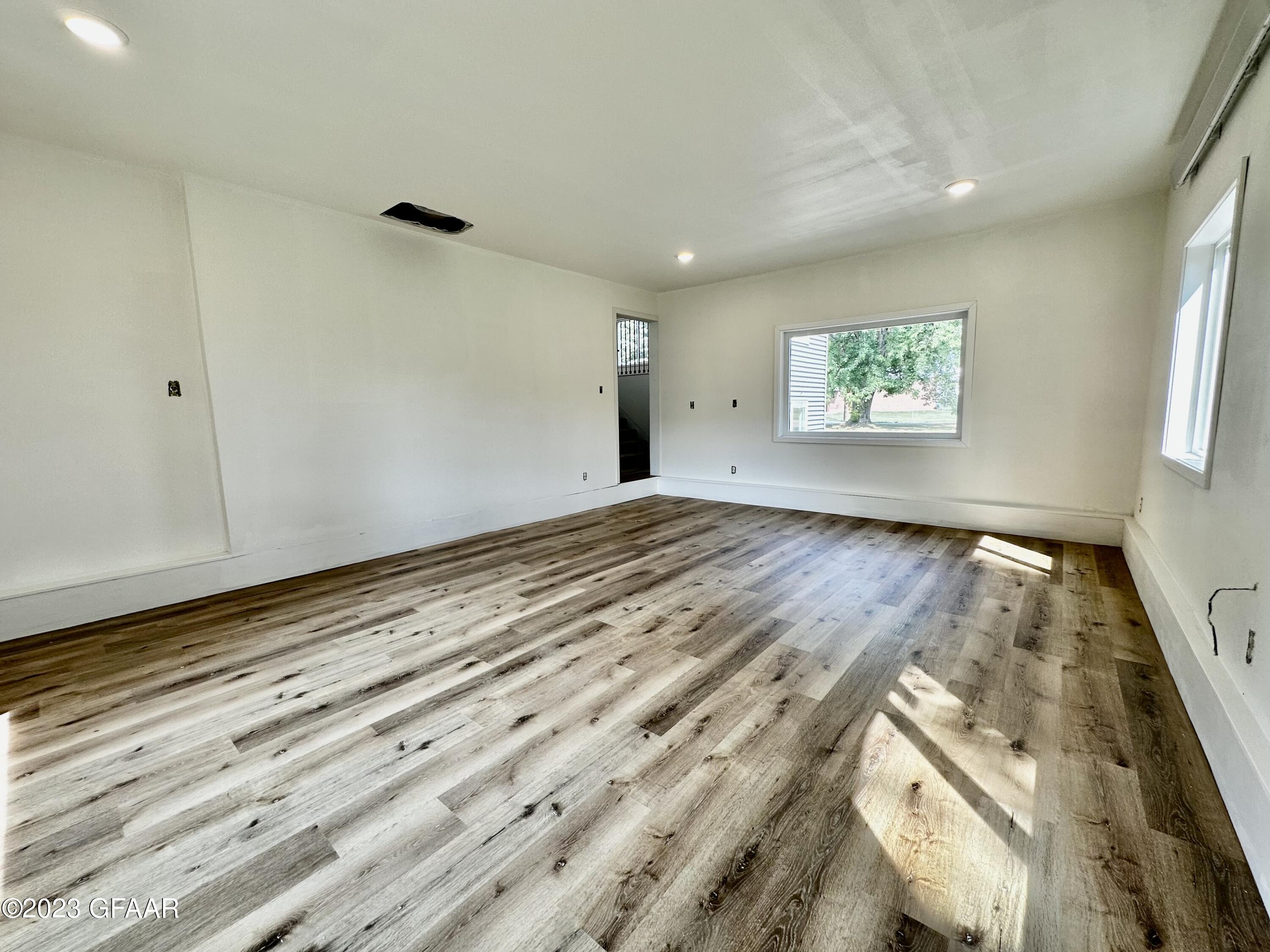 508 GREAT NORTHERN Road