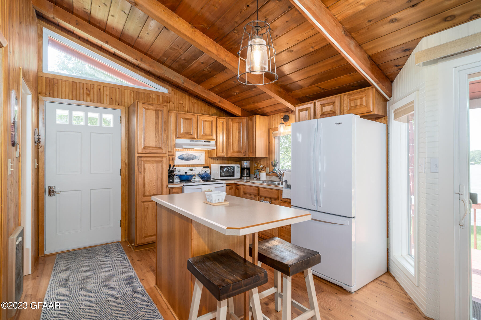 13538 ELMER HANSON Drive SE