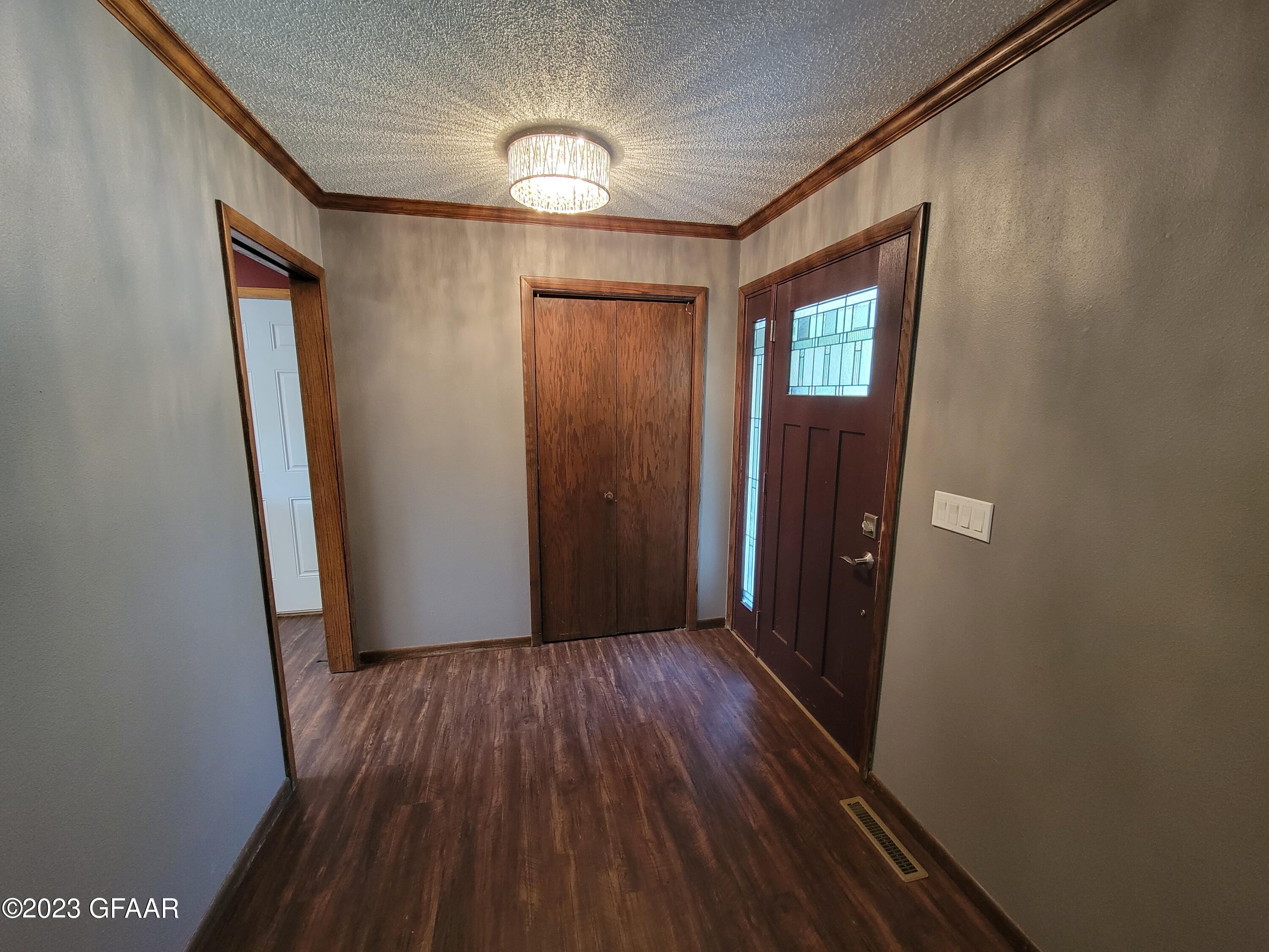 3302 CHERRY LYNN Drive