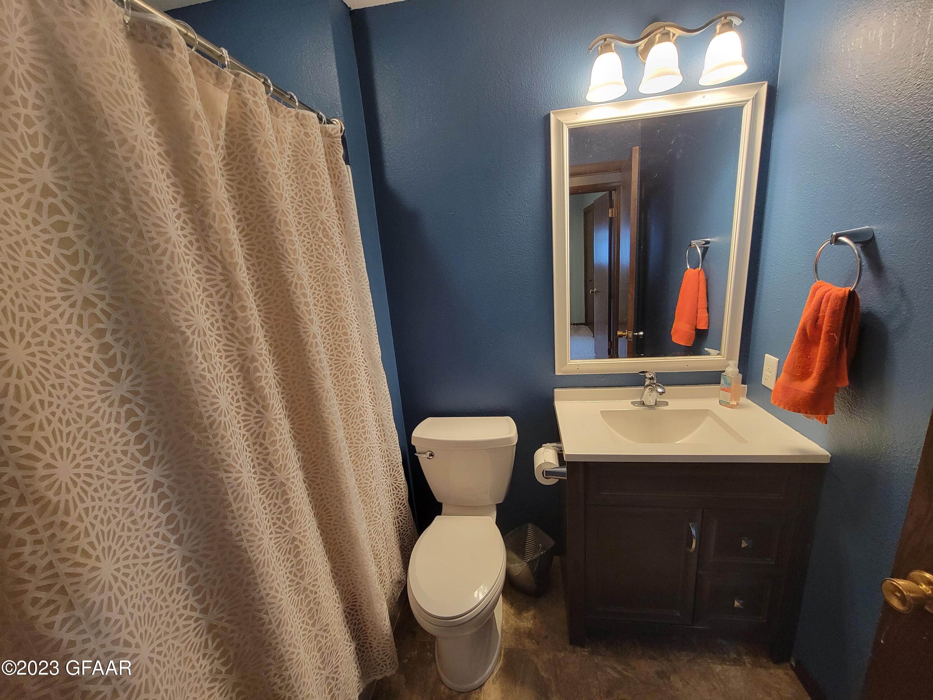 3302 CHERRY LYNN Drive