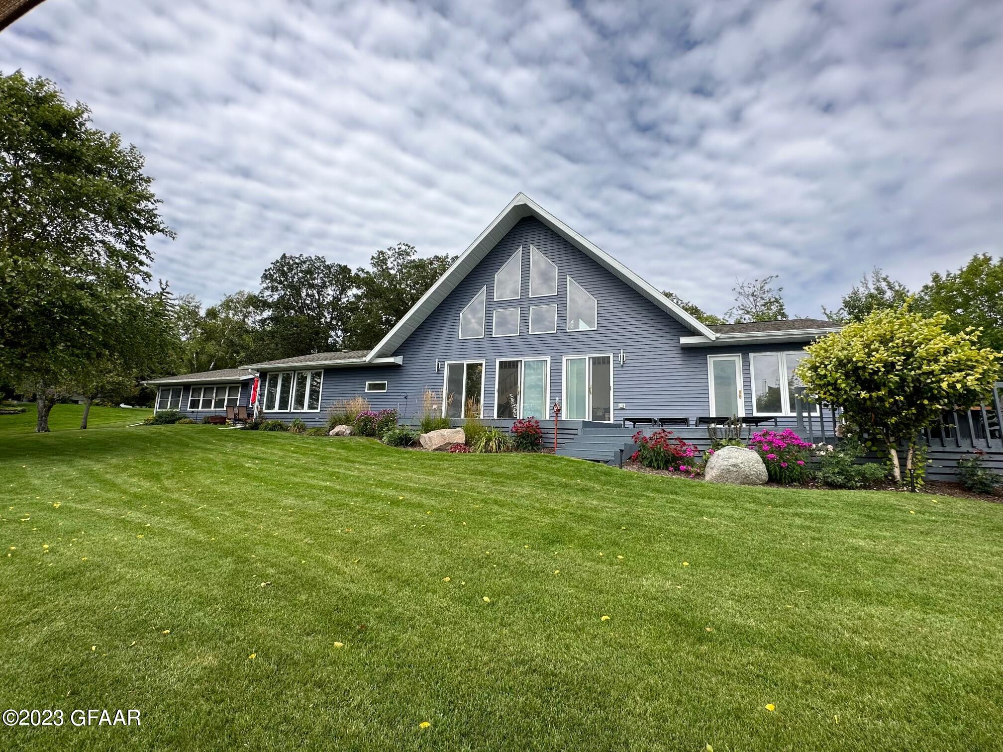 35415 SYKES Lane SE