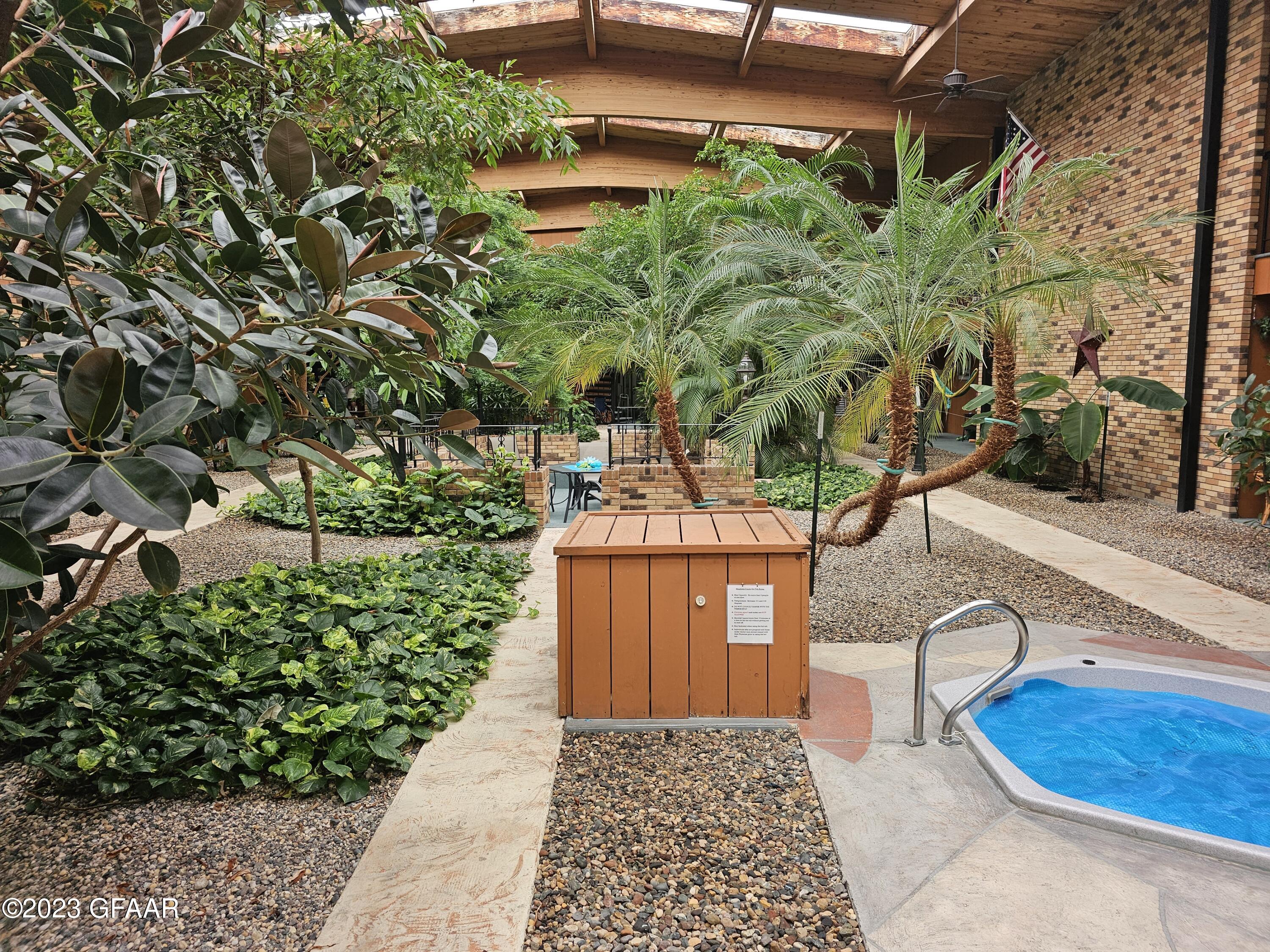 2501 26TH Avenue S, #27