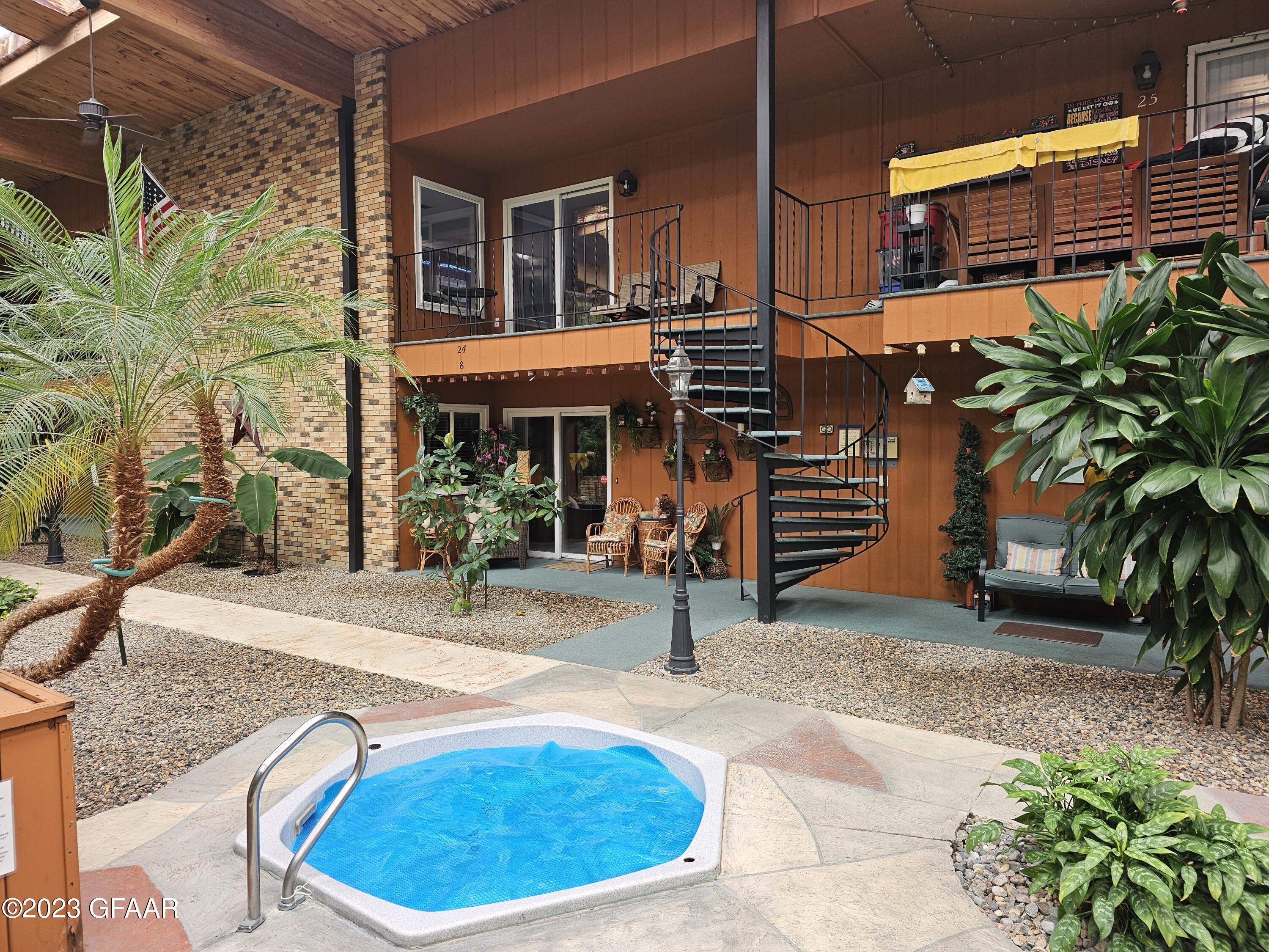 2501 26TH Avenue S, #27