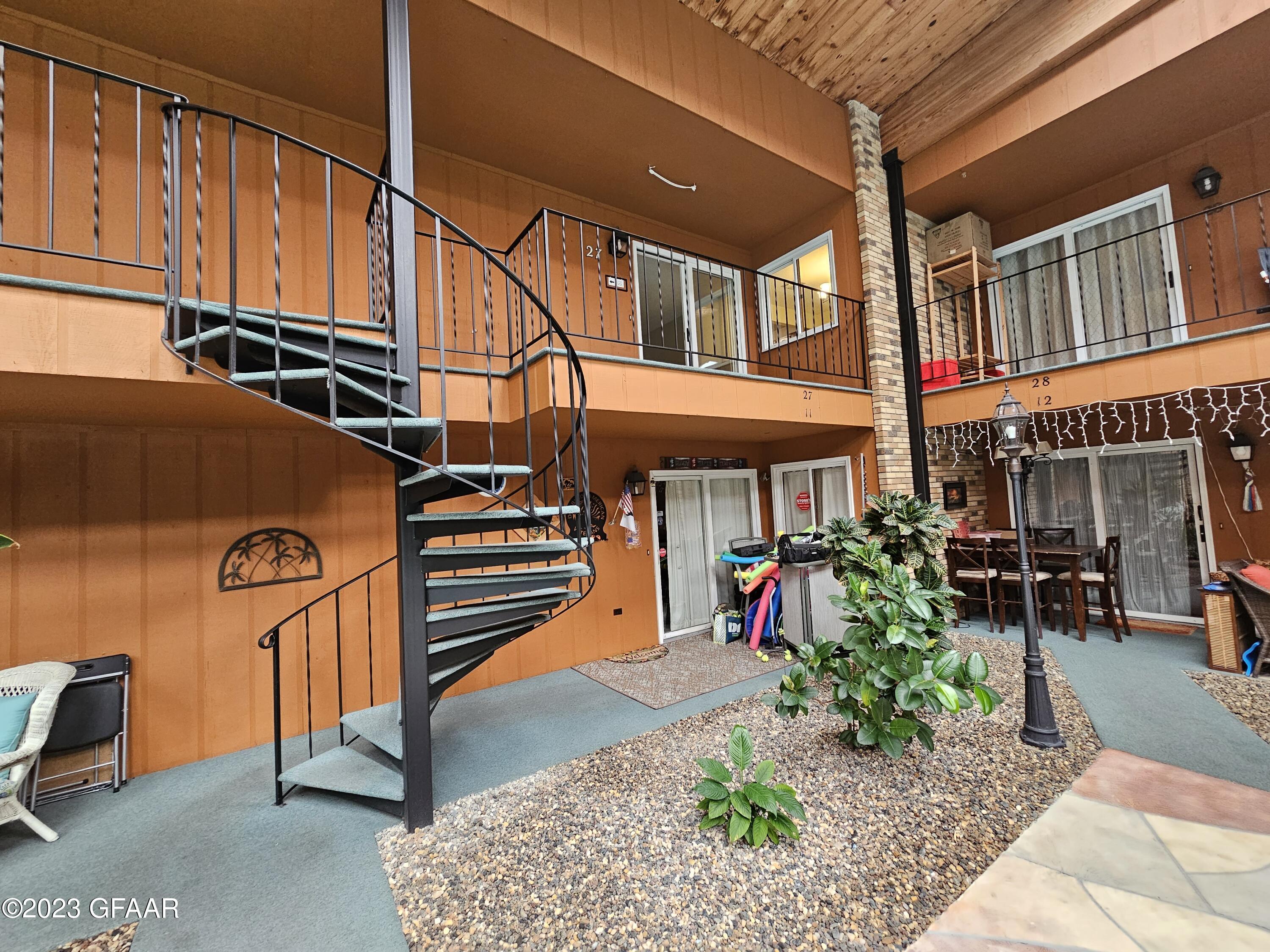 2501 26TH Avenue S, #27