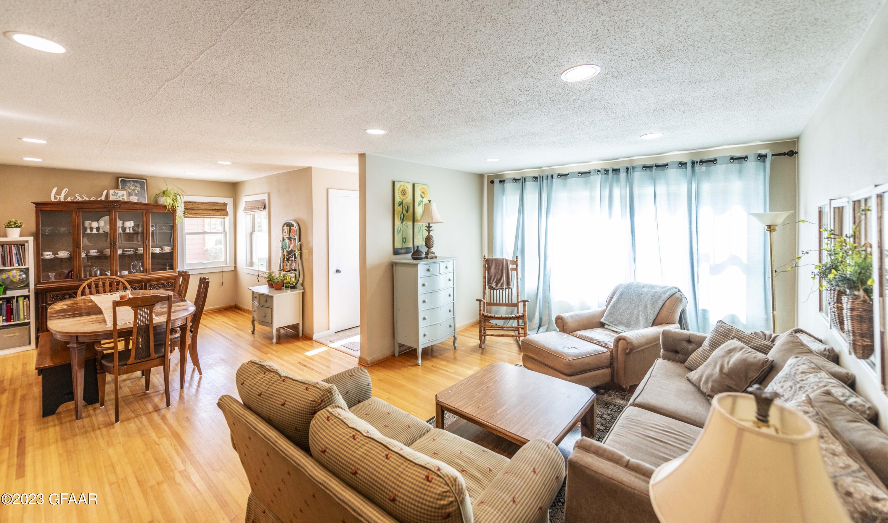 512 PARK Drive