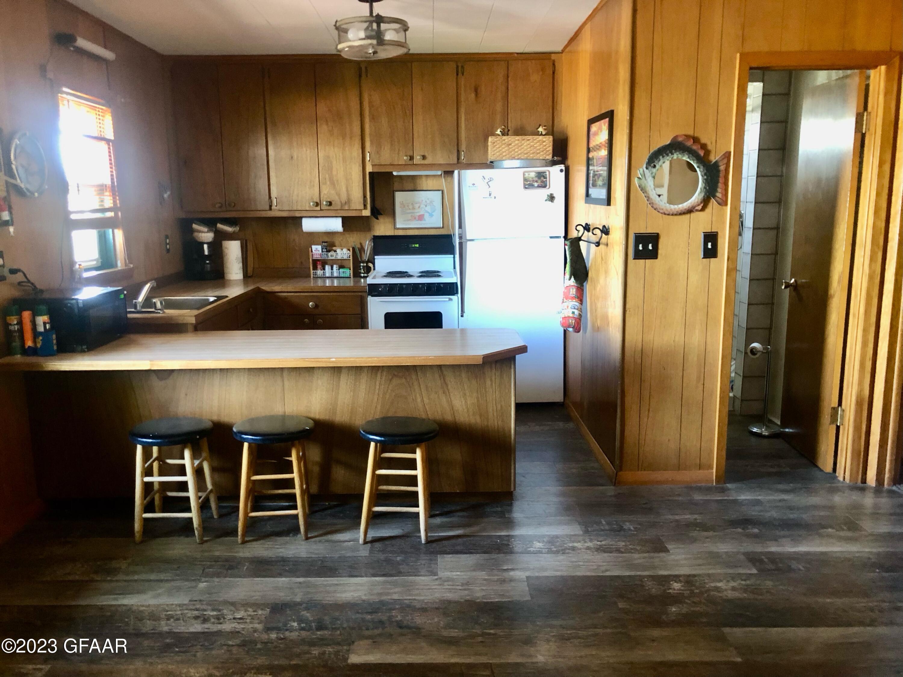 13872 ELMER HANSON Drive SE