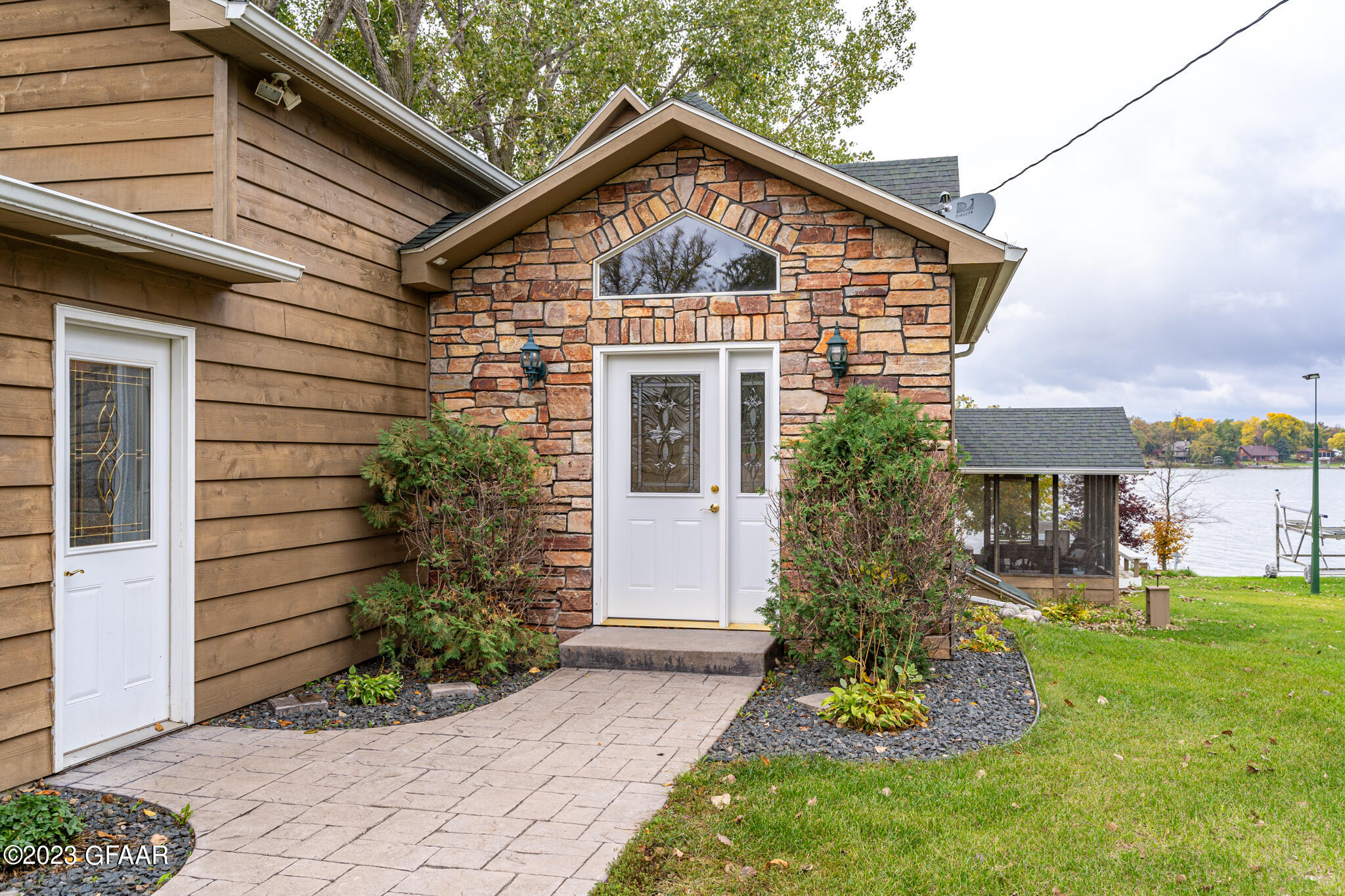 13514 ELMER HANSON Drive SE