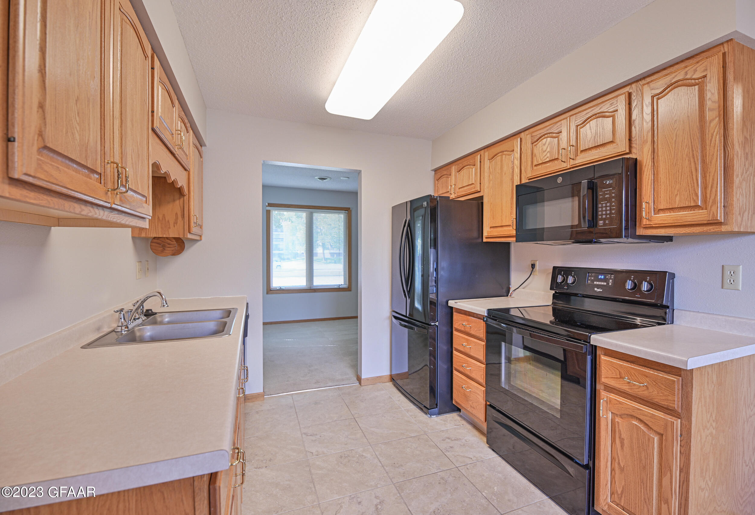 2092 WESTMINSTER Court