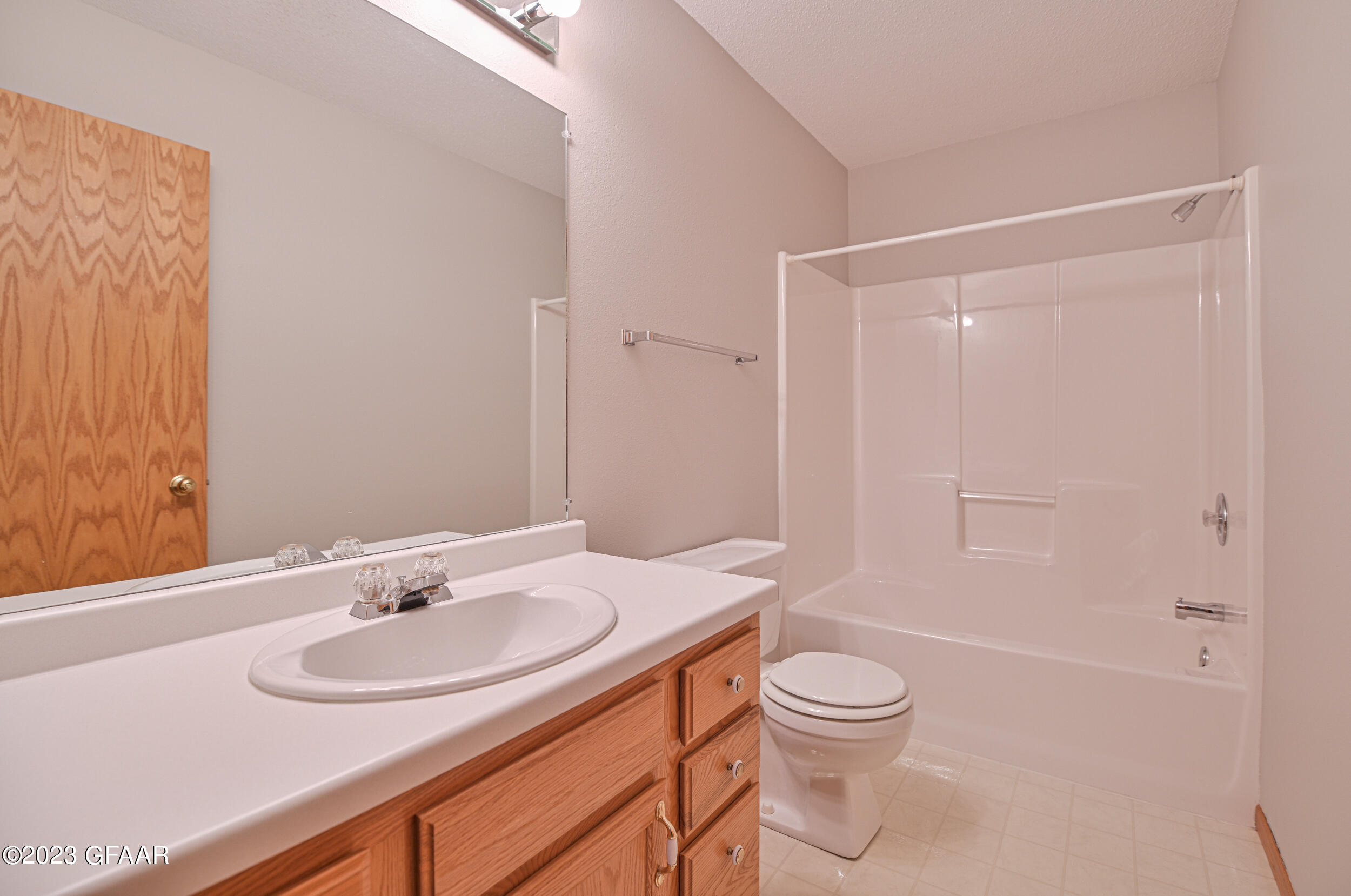 2092 WESTMINSTER Court