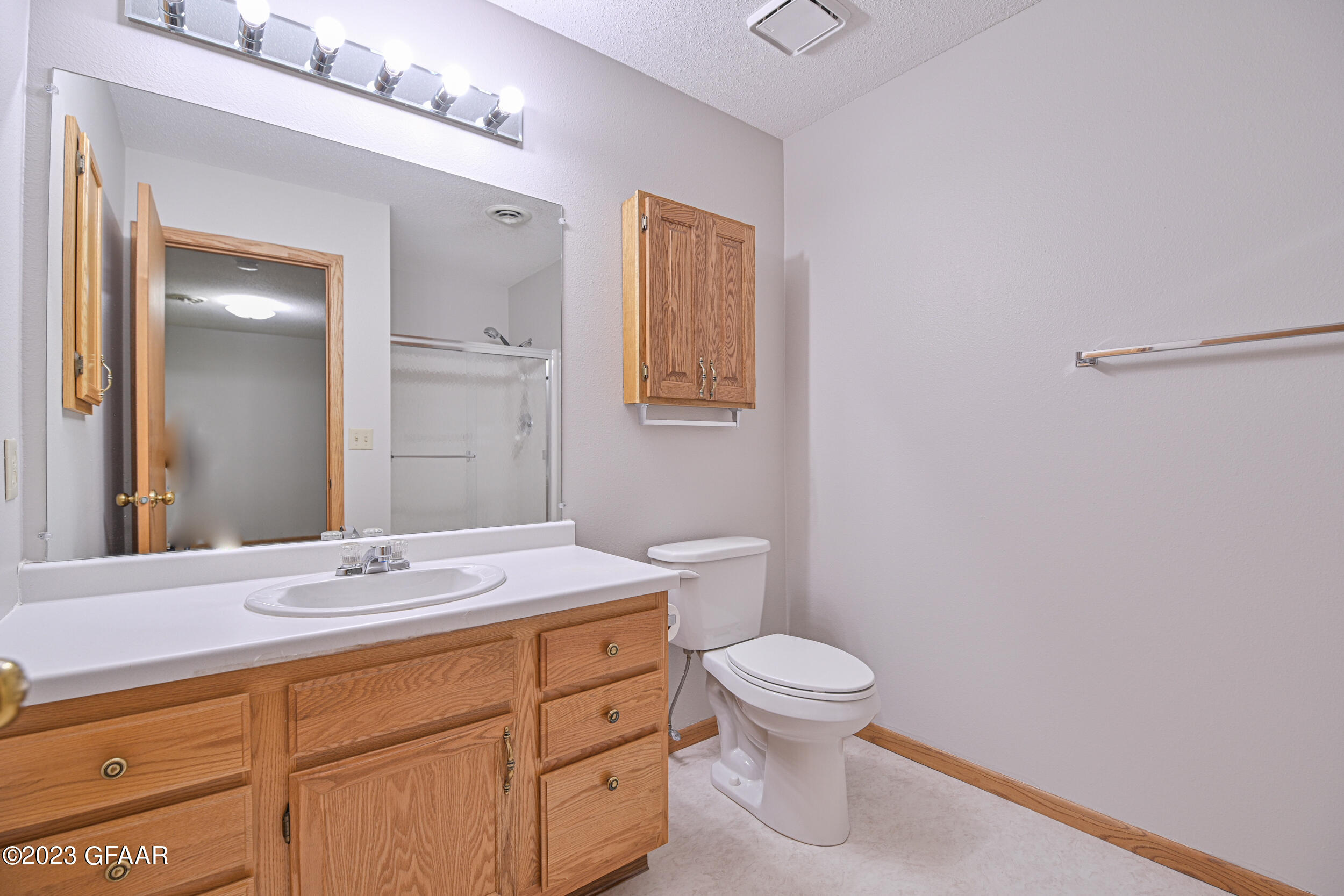 2092 WESTMINSTER Court