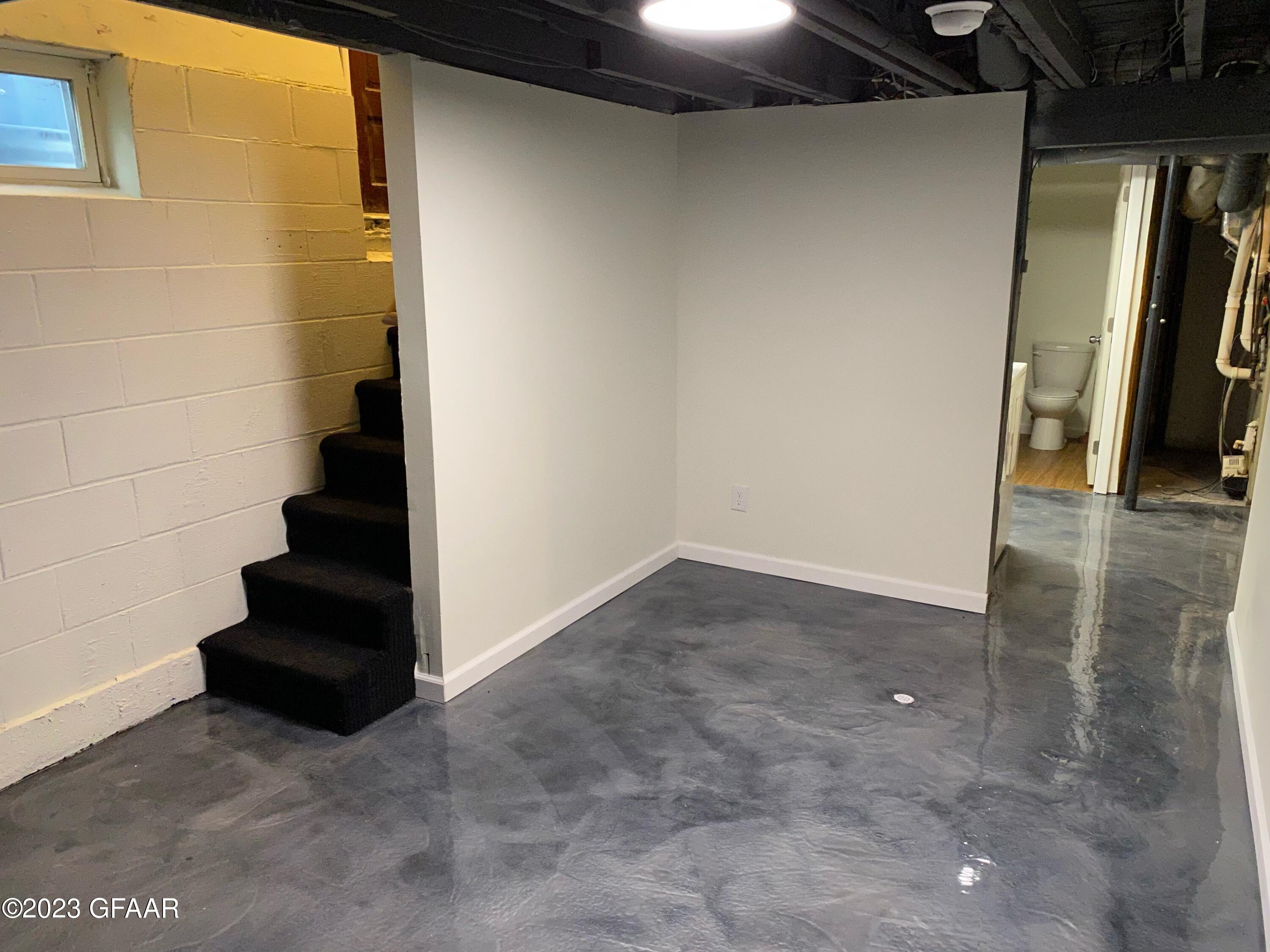 1420 UNIVERSITY Avenue