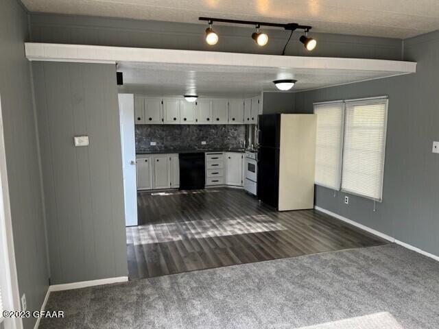 2562 CUMBERLAND Road