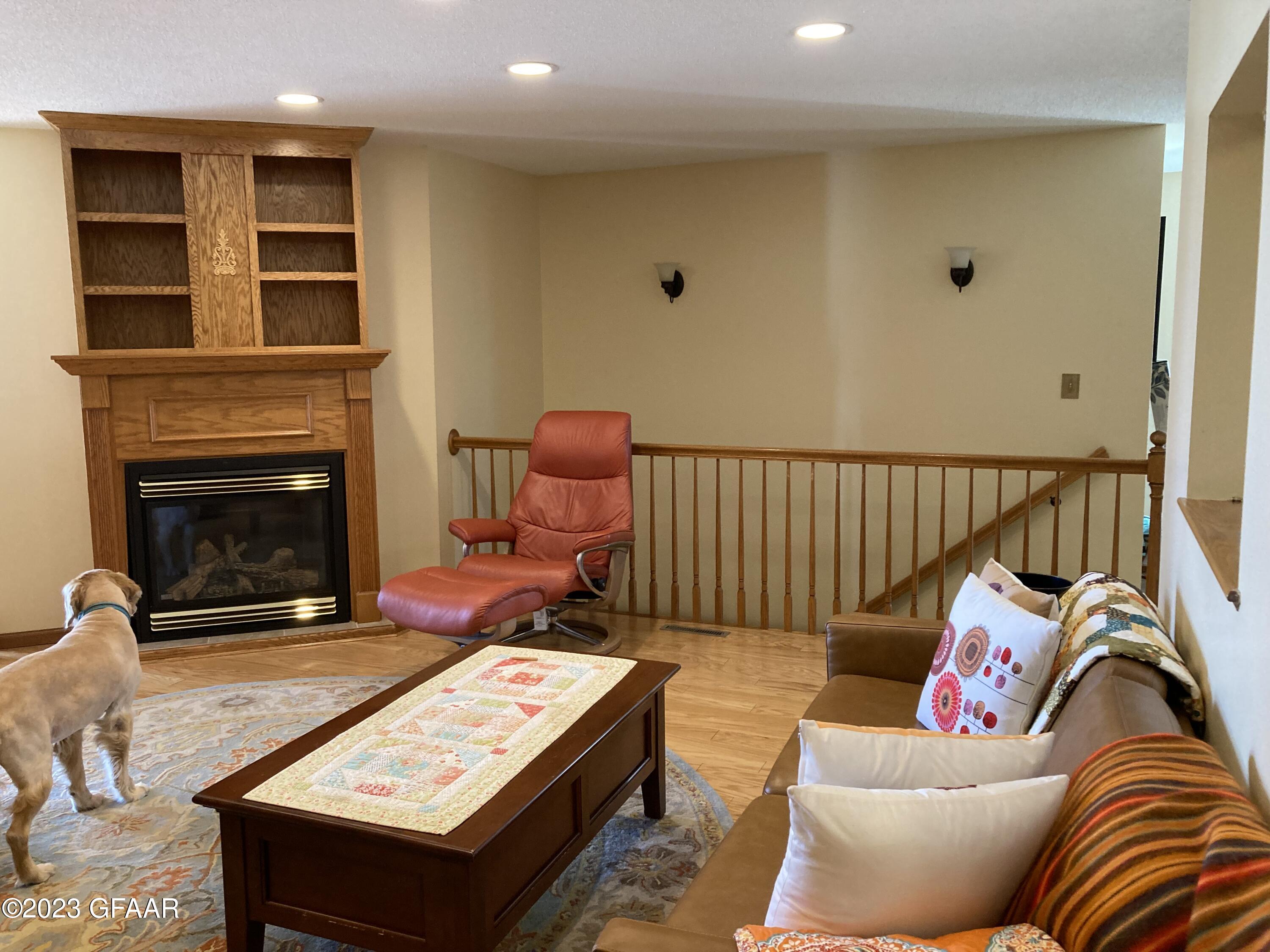 2661 AUGUSTA Drive