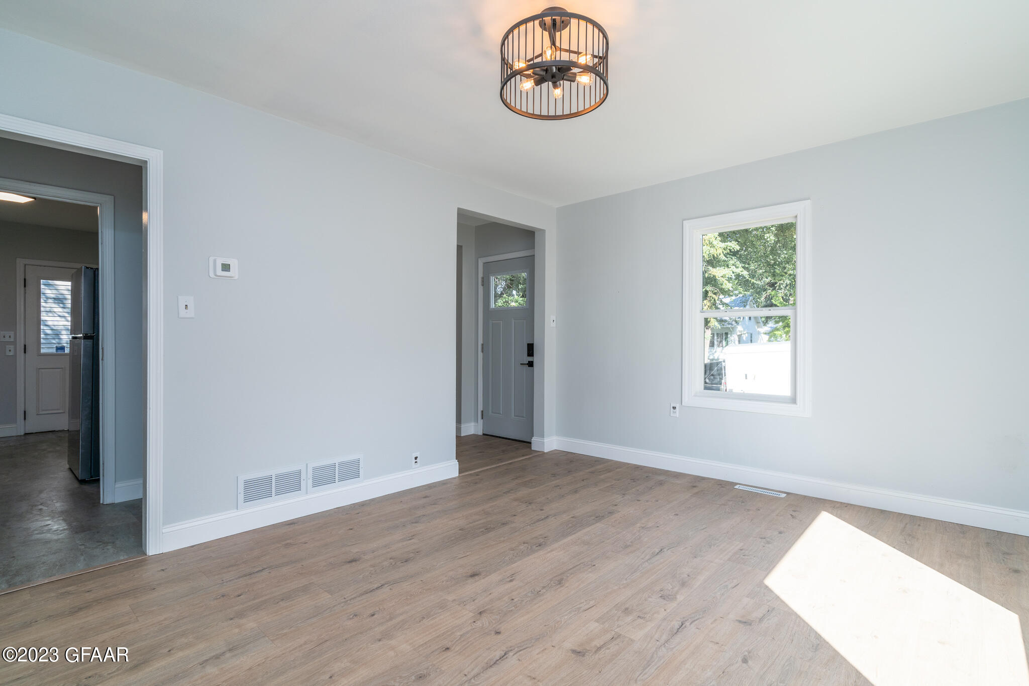 610 9TH Street S