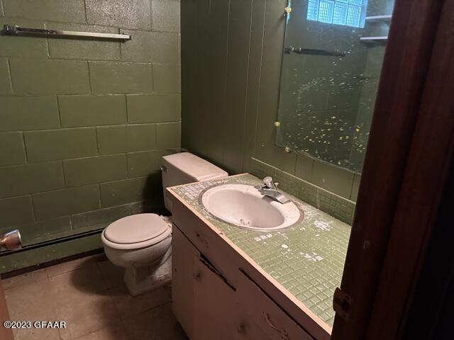 812 WASHINGTON Avenue