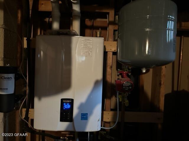 812 WASHINGTON Avenue