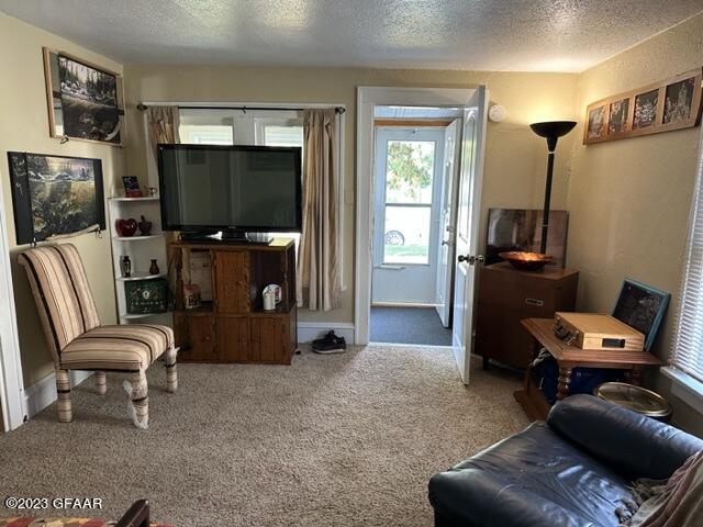 1405 8TH Avenue N