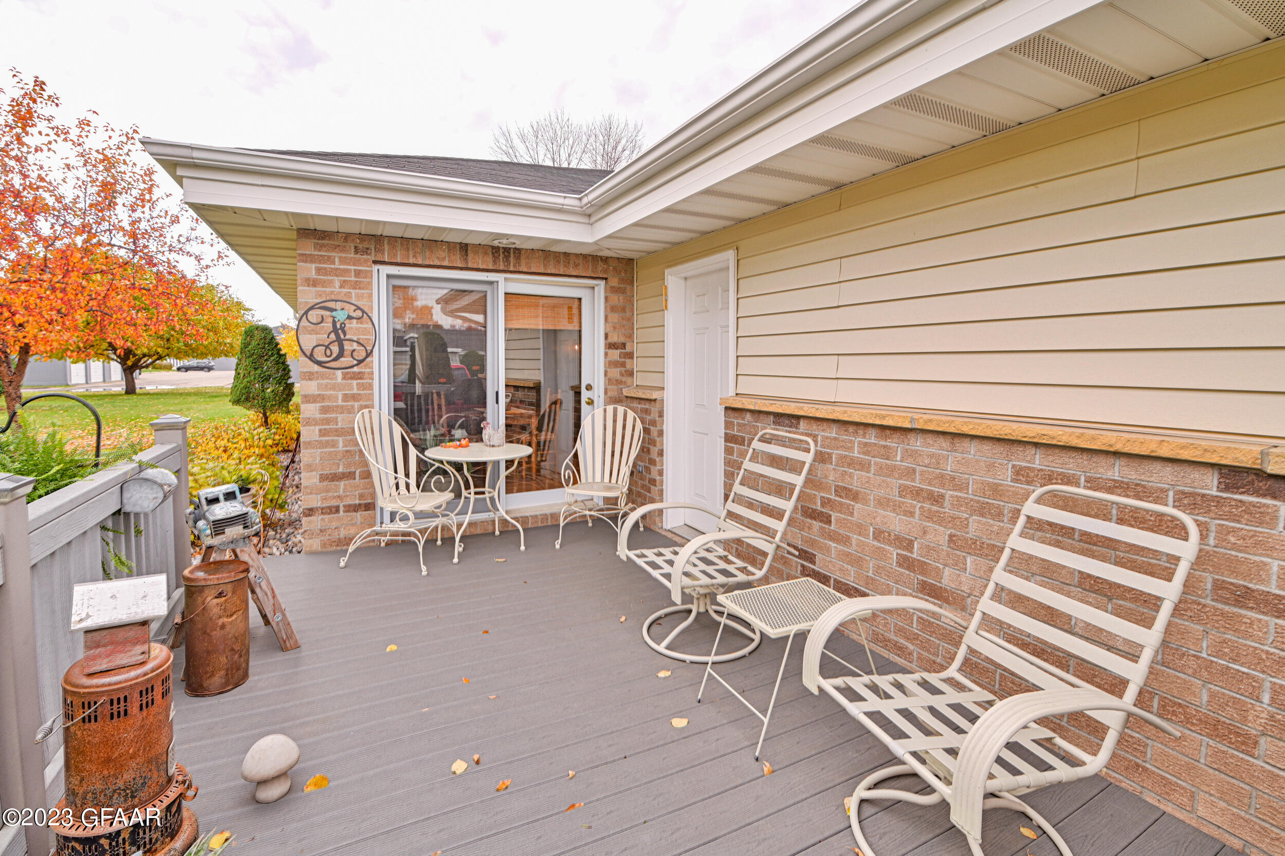 2035 WESTMINSTER Court