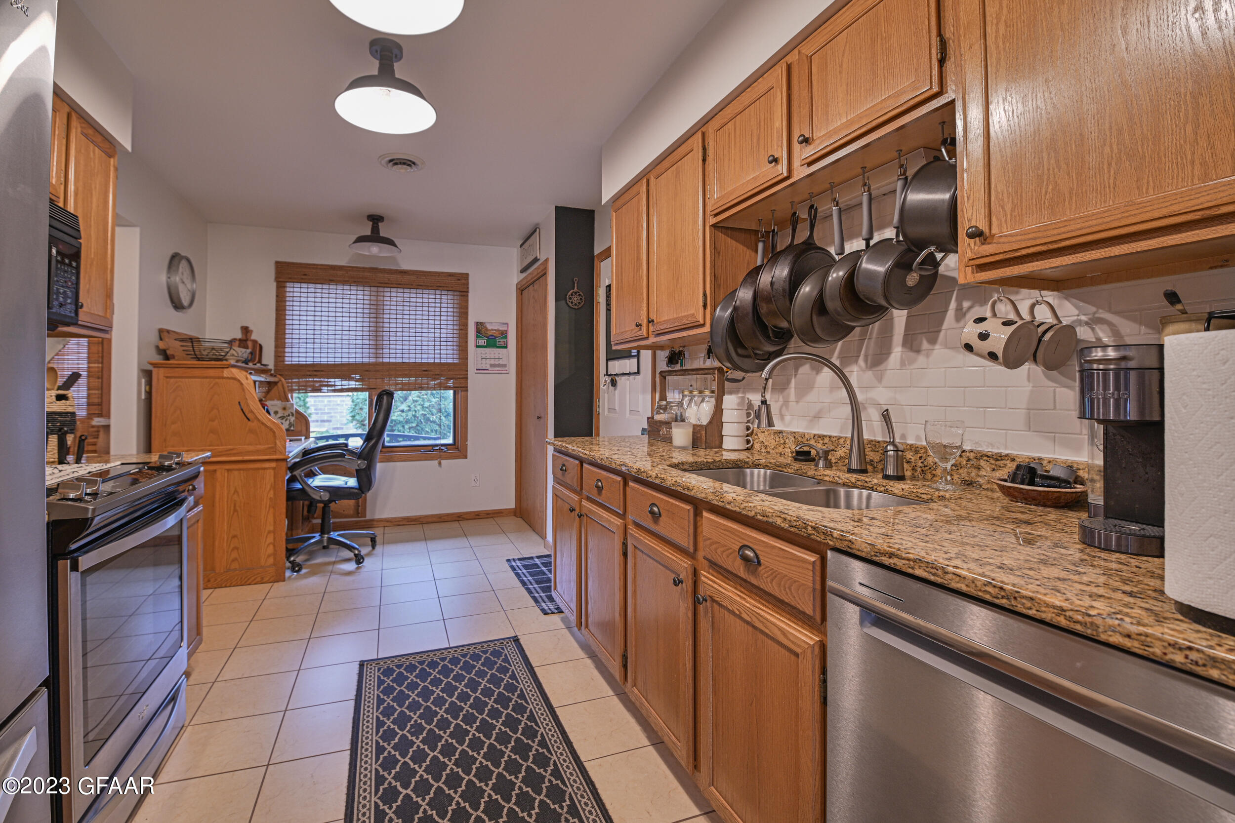 2035 WESTMINSTER Court