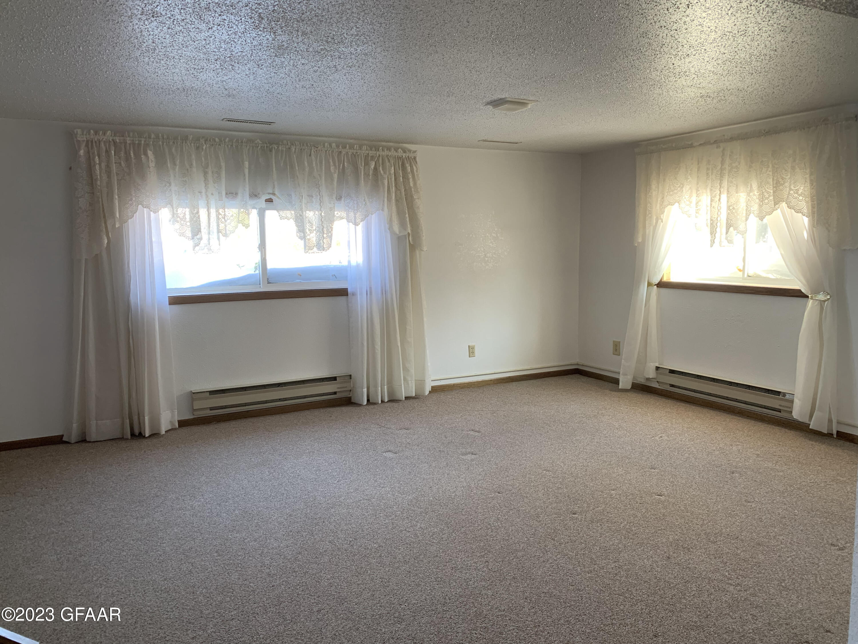 506 HORNUNG AVE Avenue