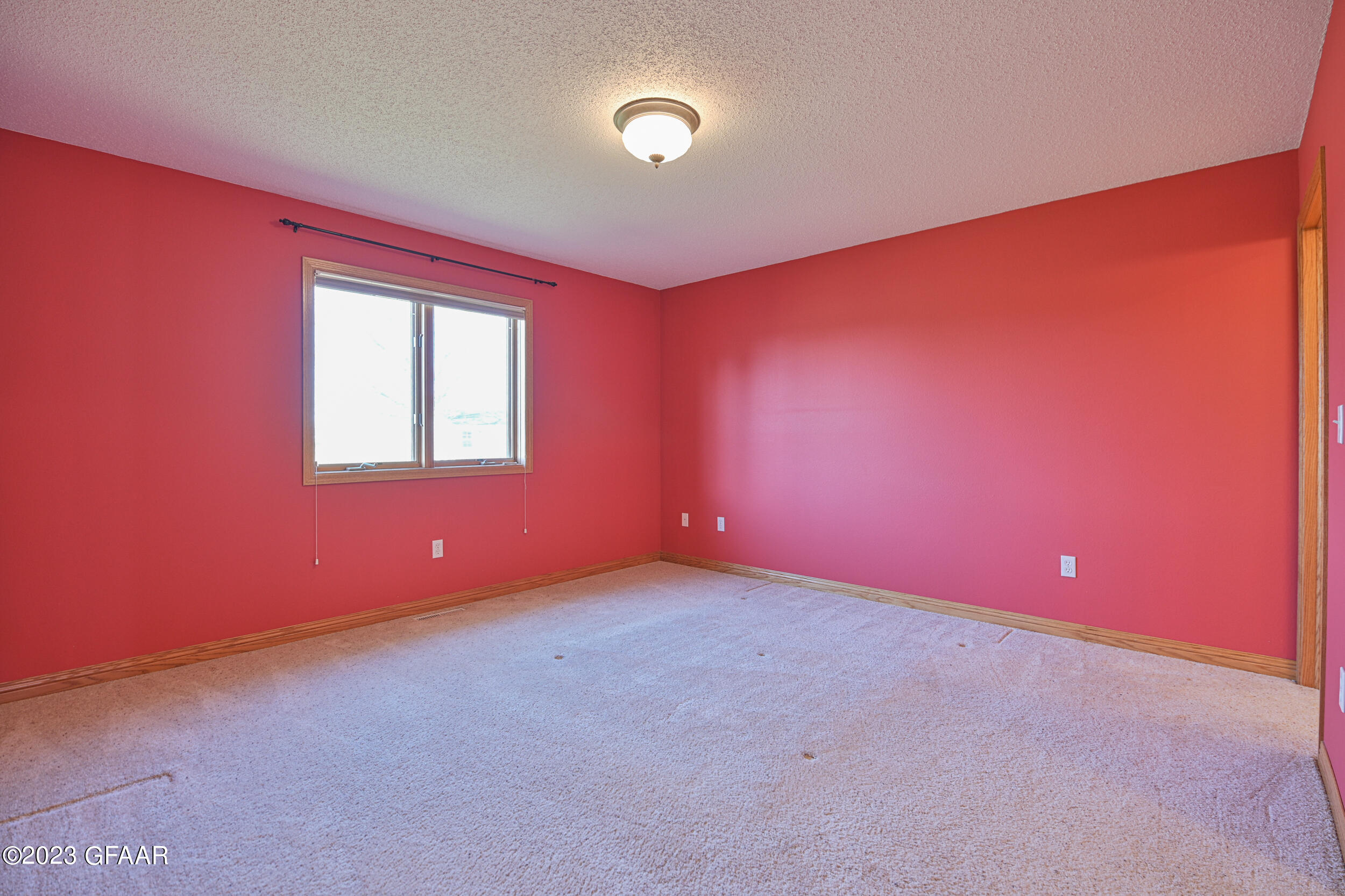 2535 PEMBROOKE Drive