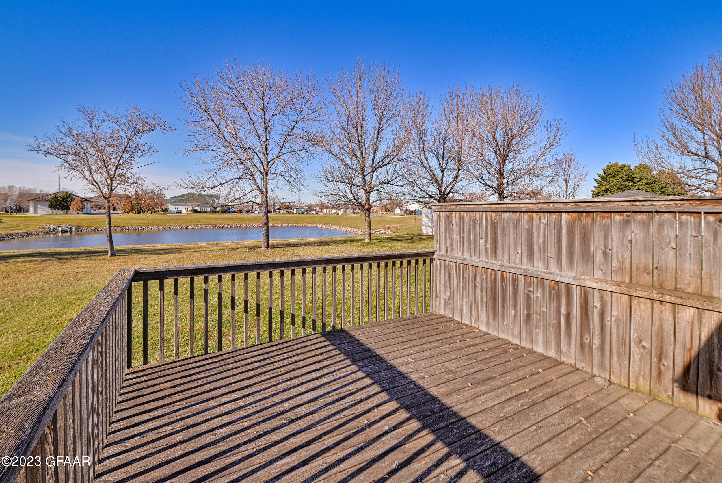 2535 PEMBROOKE Drive