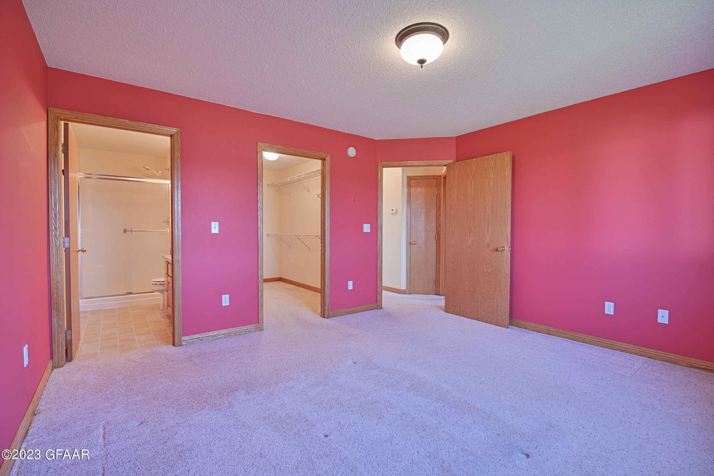 2535 PEMBROOKE Drive