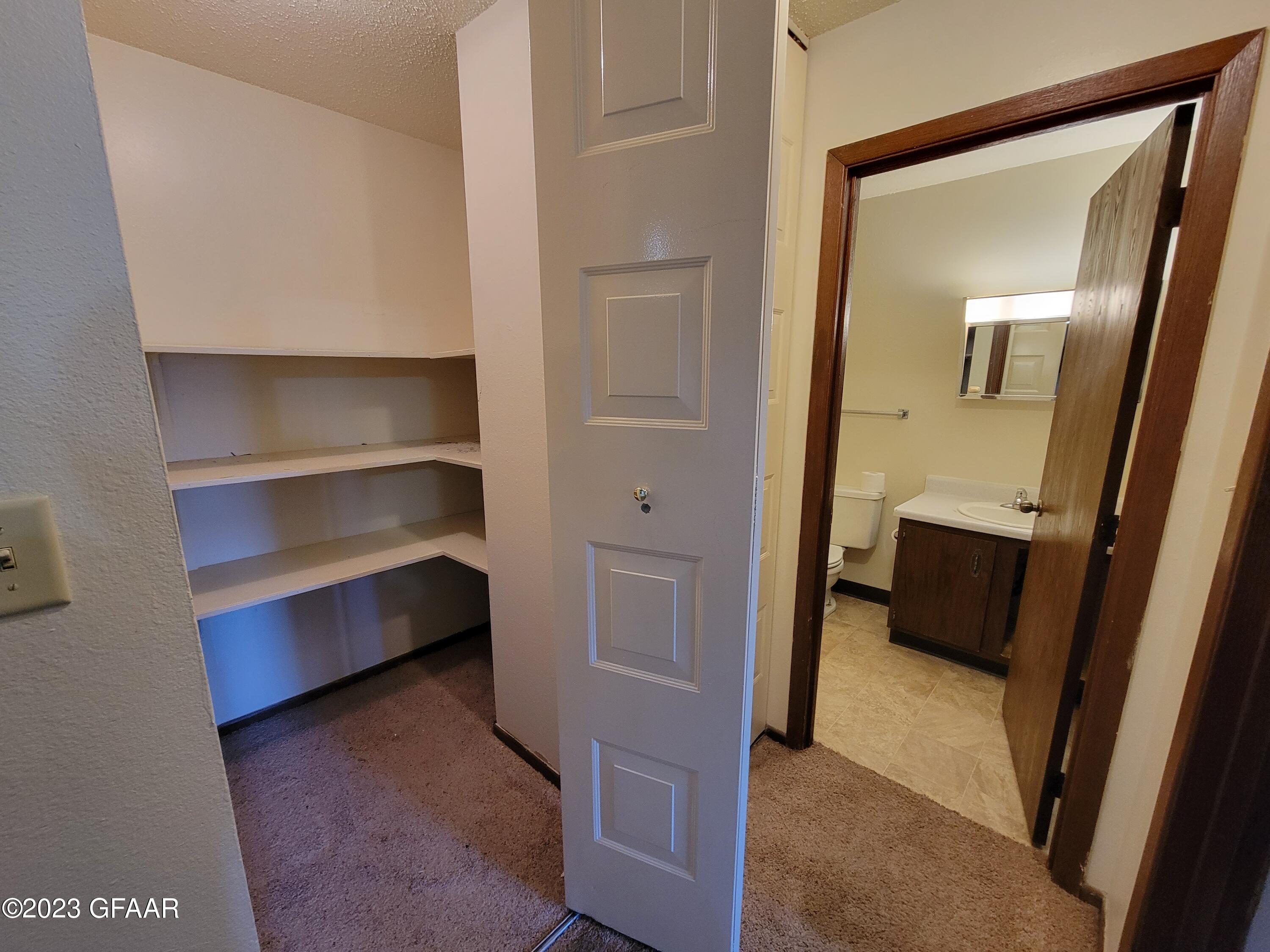 630/646 LEWIS Avenue