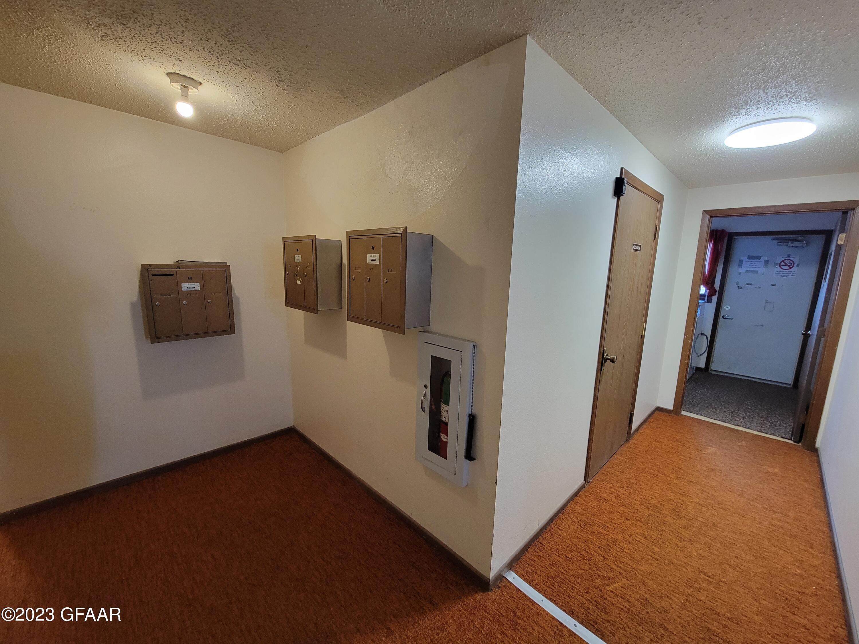 630/646 LEWIS Avenue