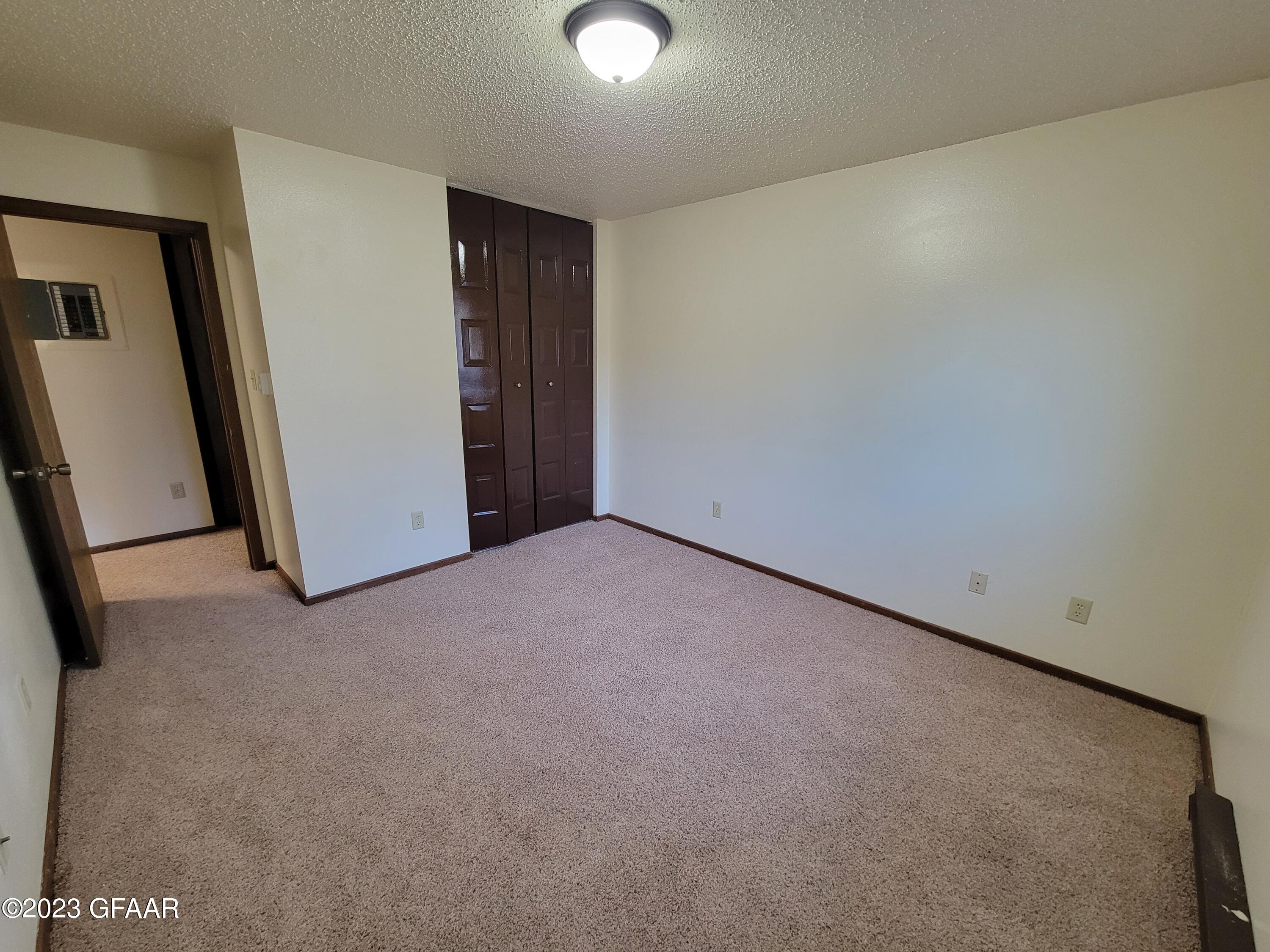 630/646 LEWIS Avenue