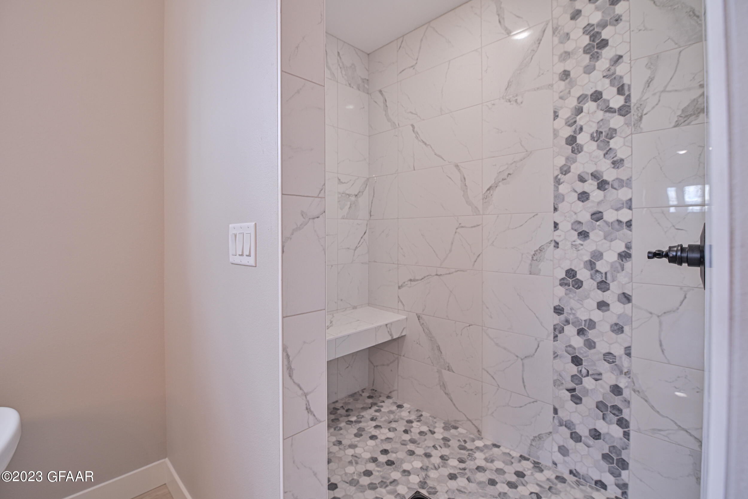 5947 SYLVIA Circle