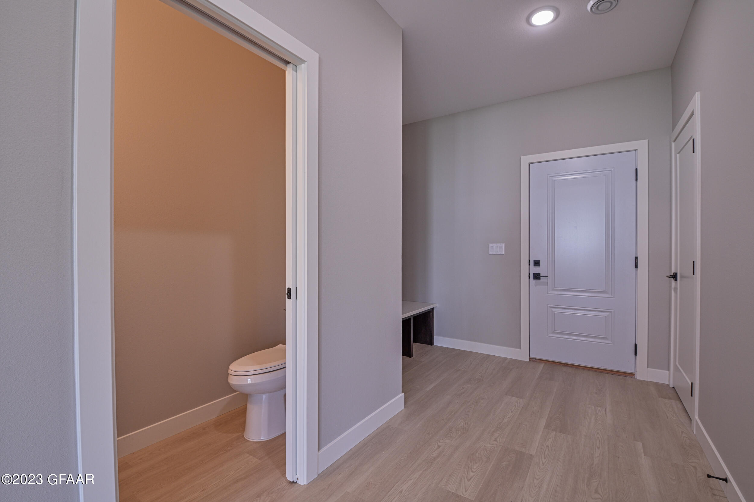 5947 SYLVIA Circle