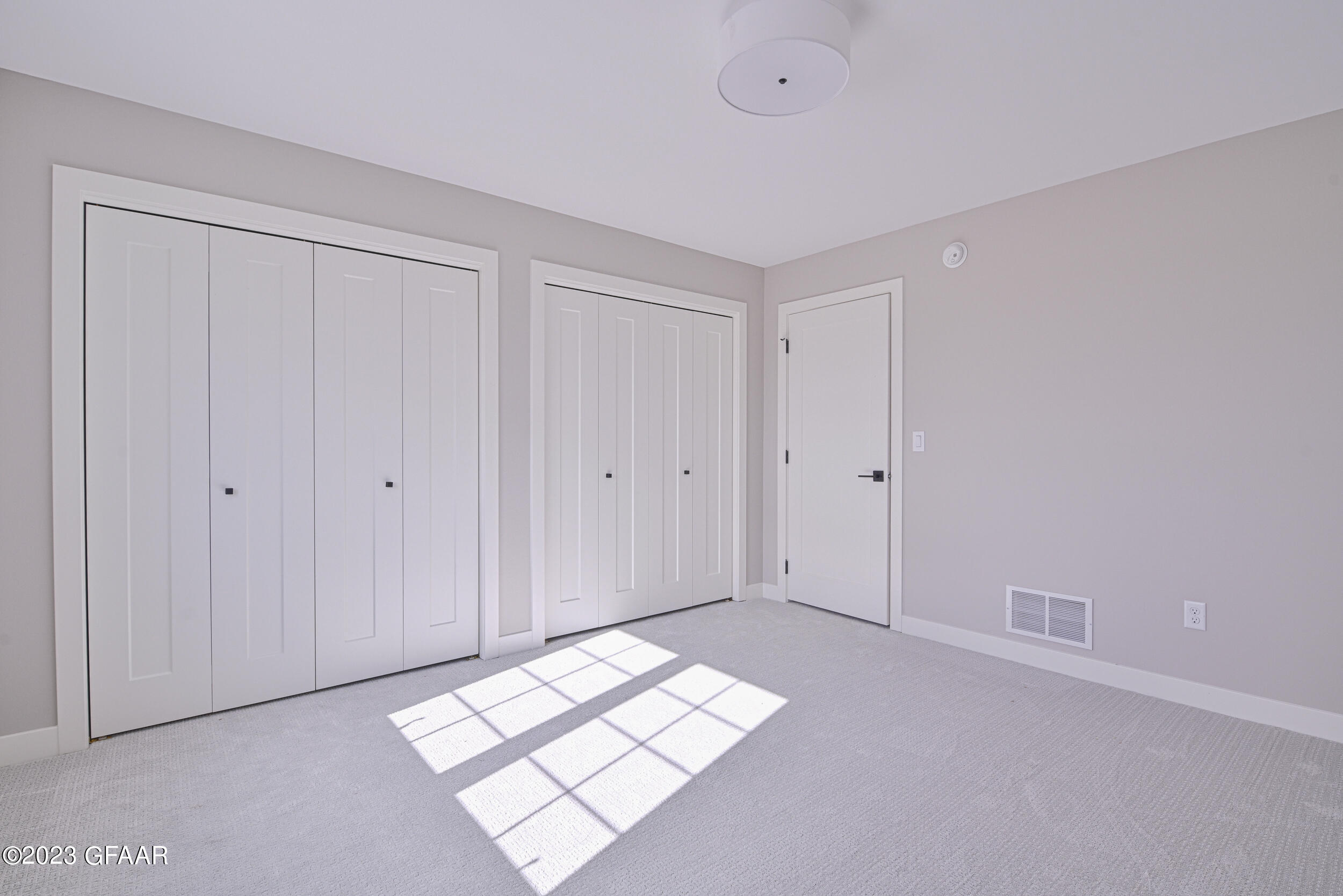 5947 SYLVIA Circle