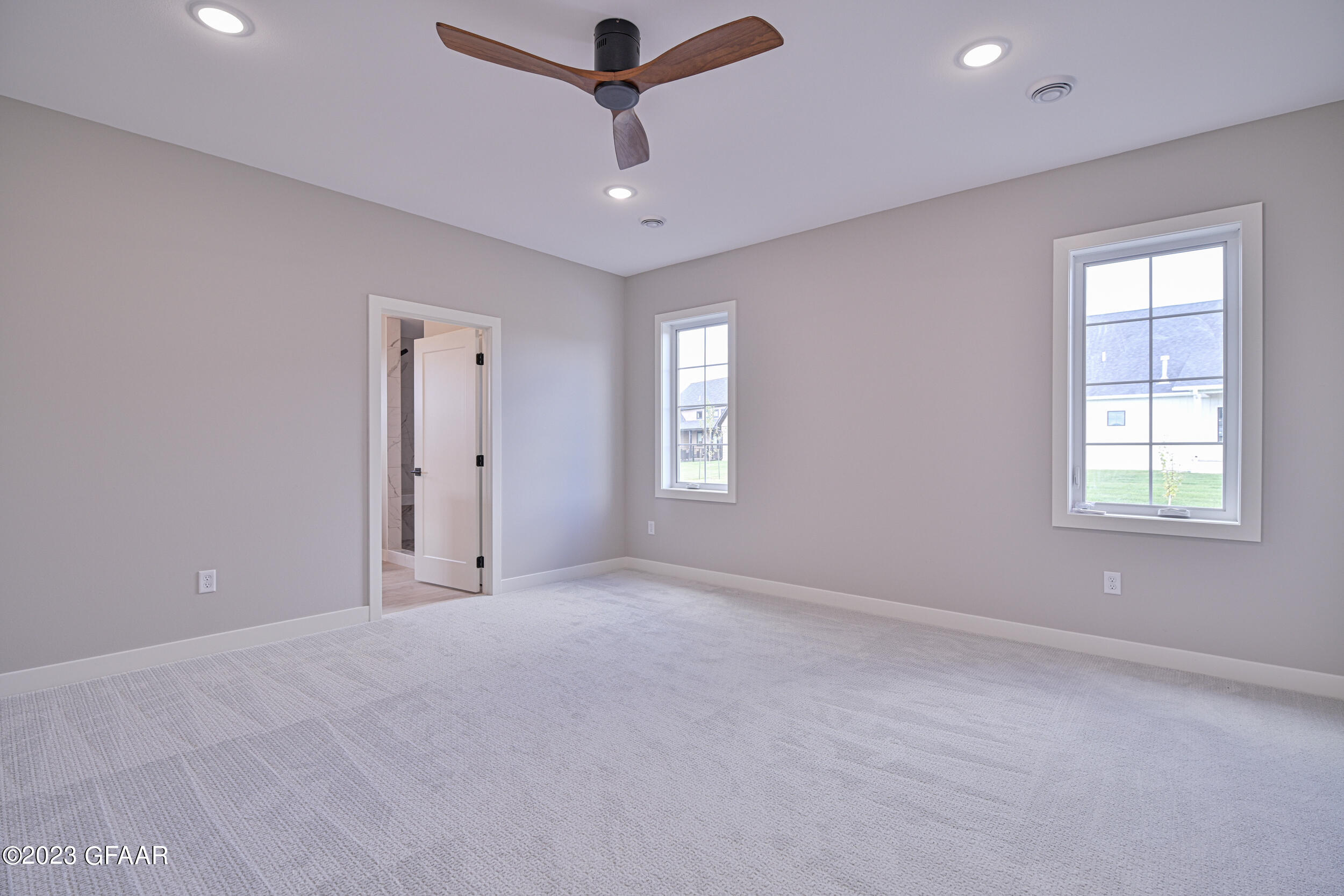 5947 SYLVIA Circle