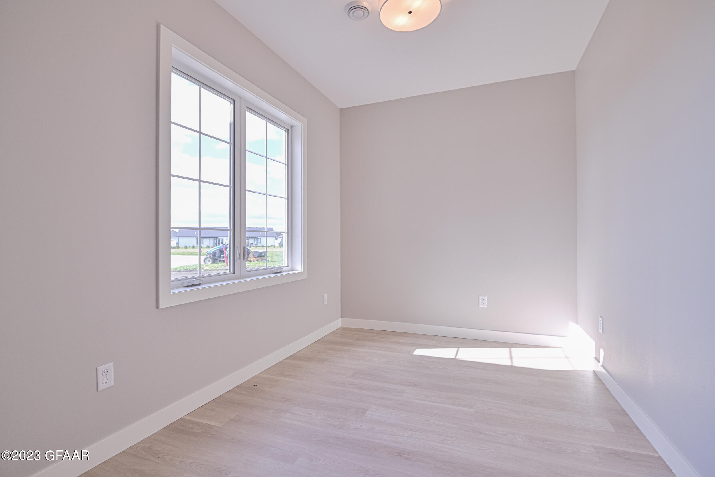 5947 SYLVIA Circle