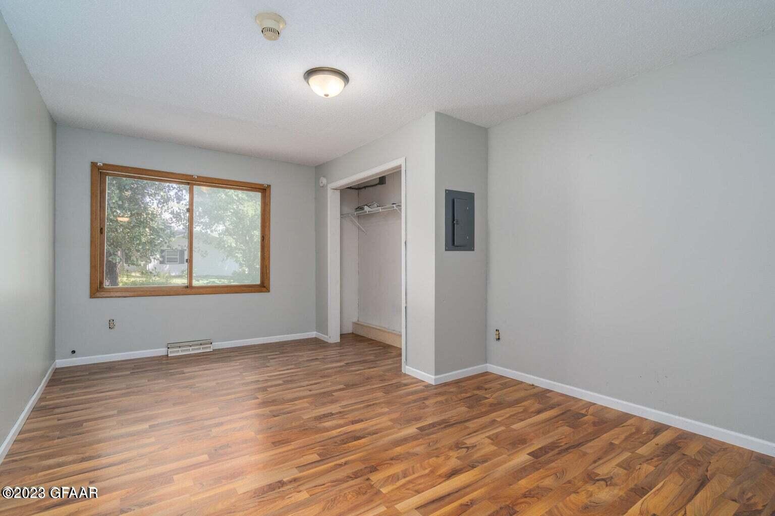 315 SUMMIT Avenue