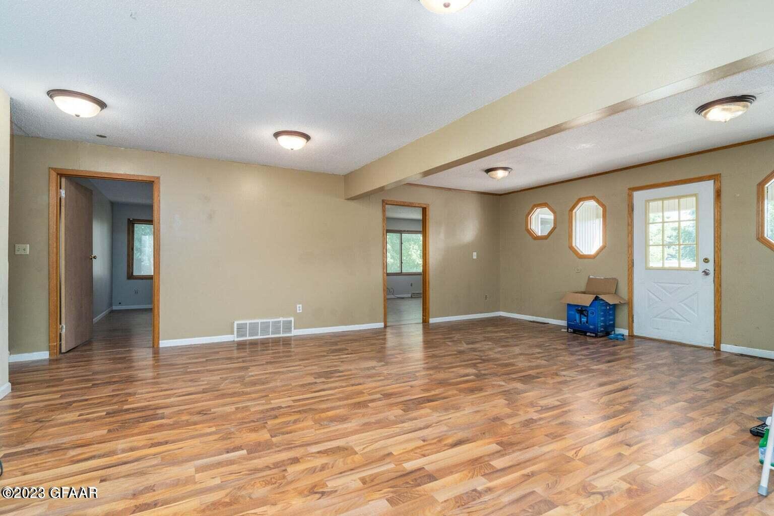 315 SUMMIT Avenue