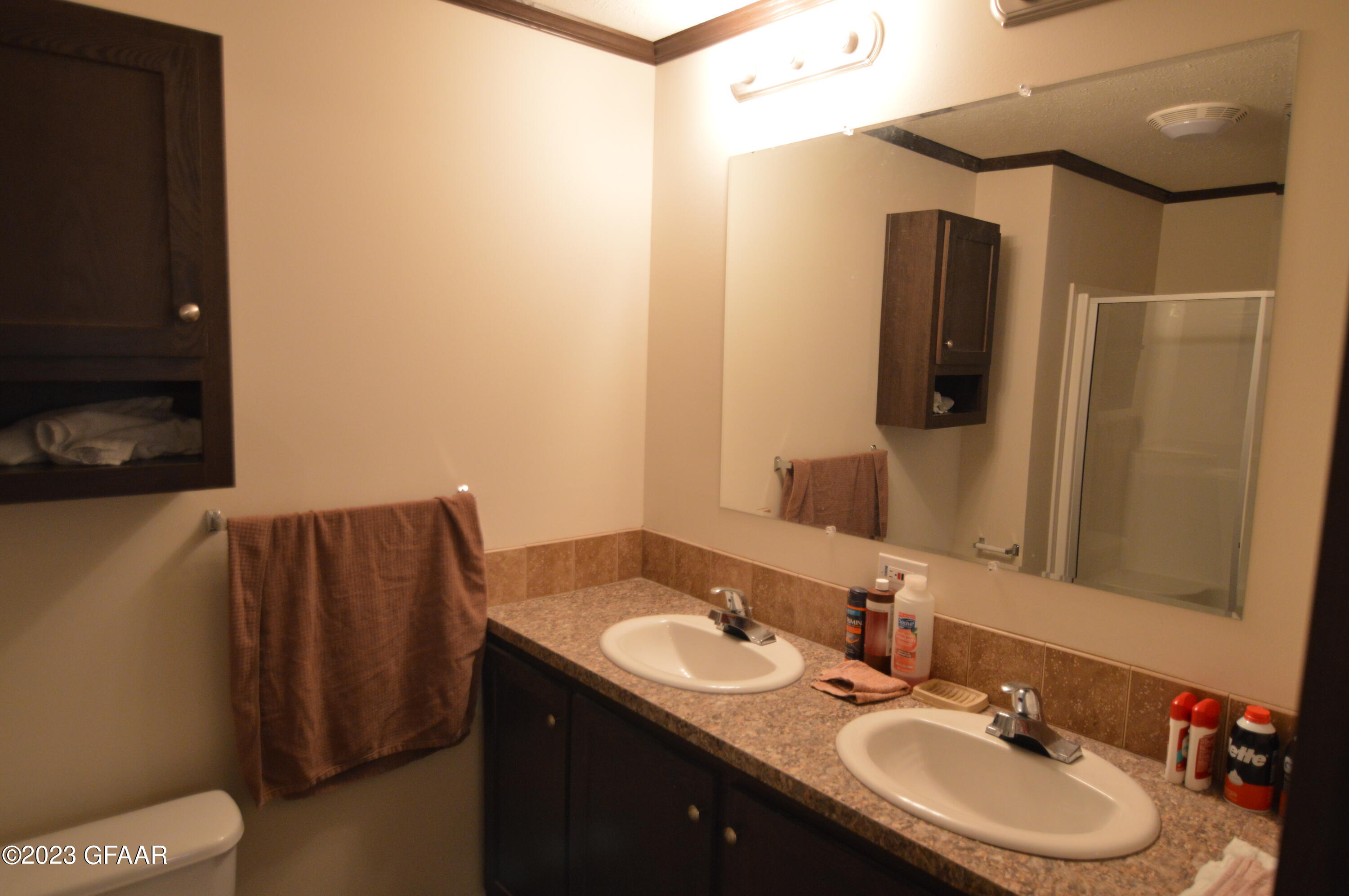 2542 HUNTINGTON PARK Drive