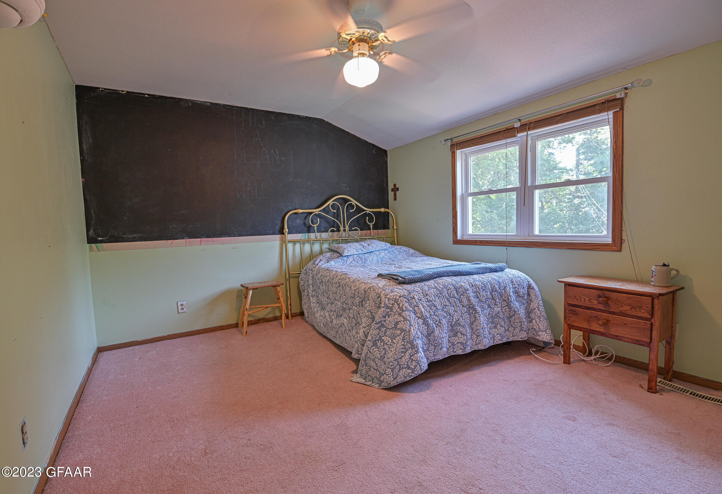 2514 CLOVER Drive