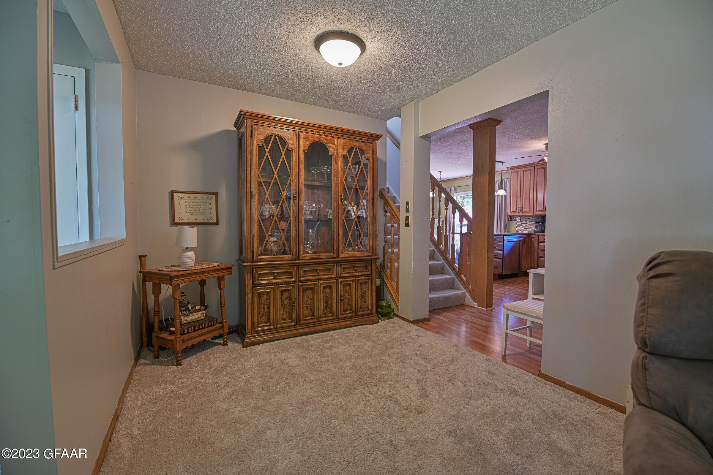 2514 CLOVER Drive