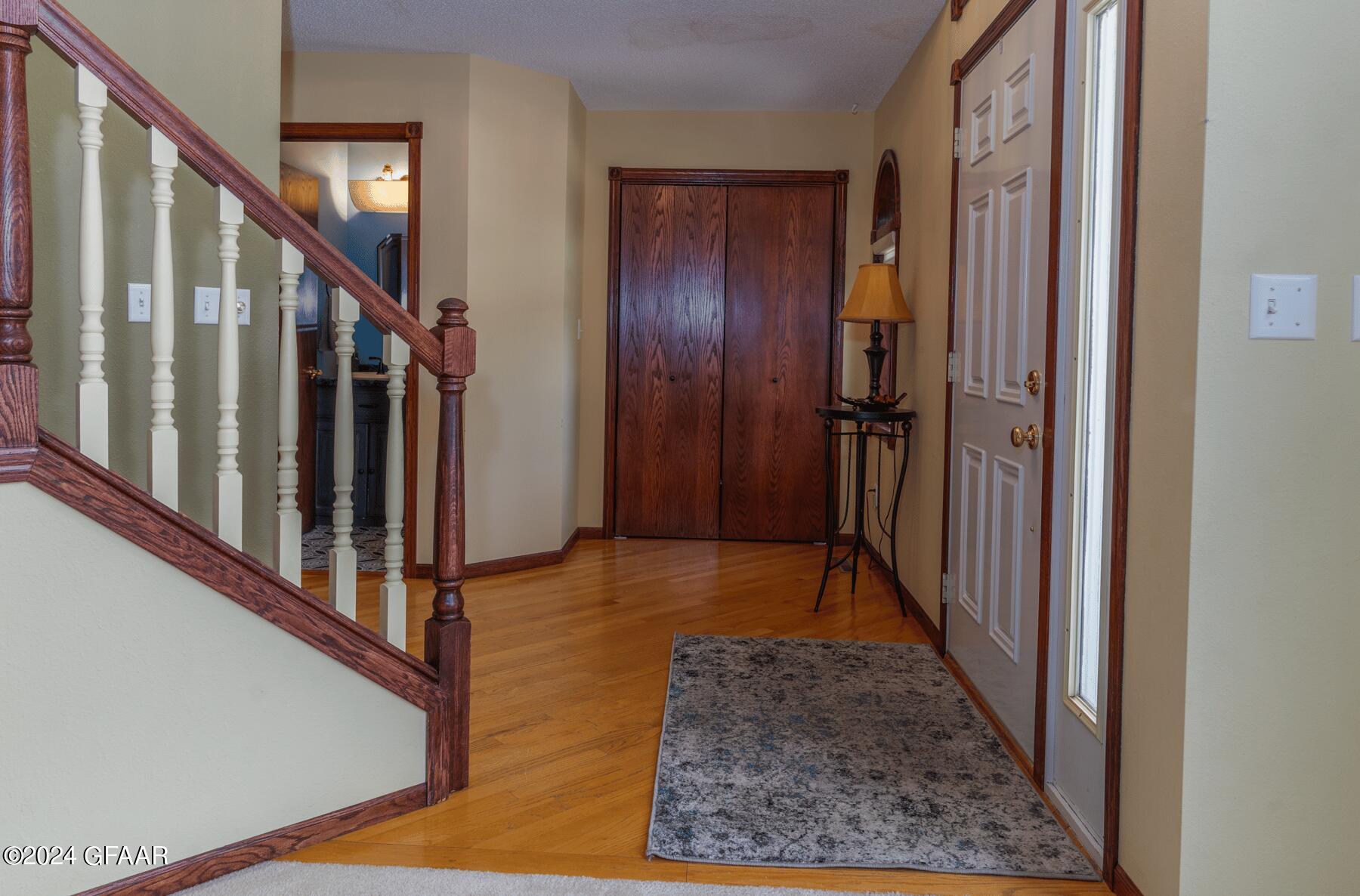 1274 RUSSET Circle
