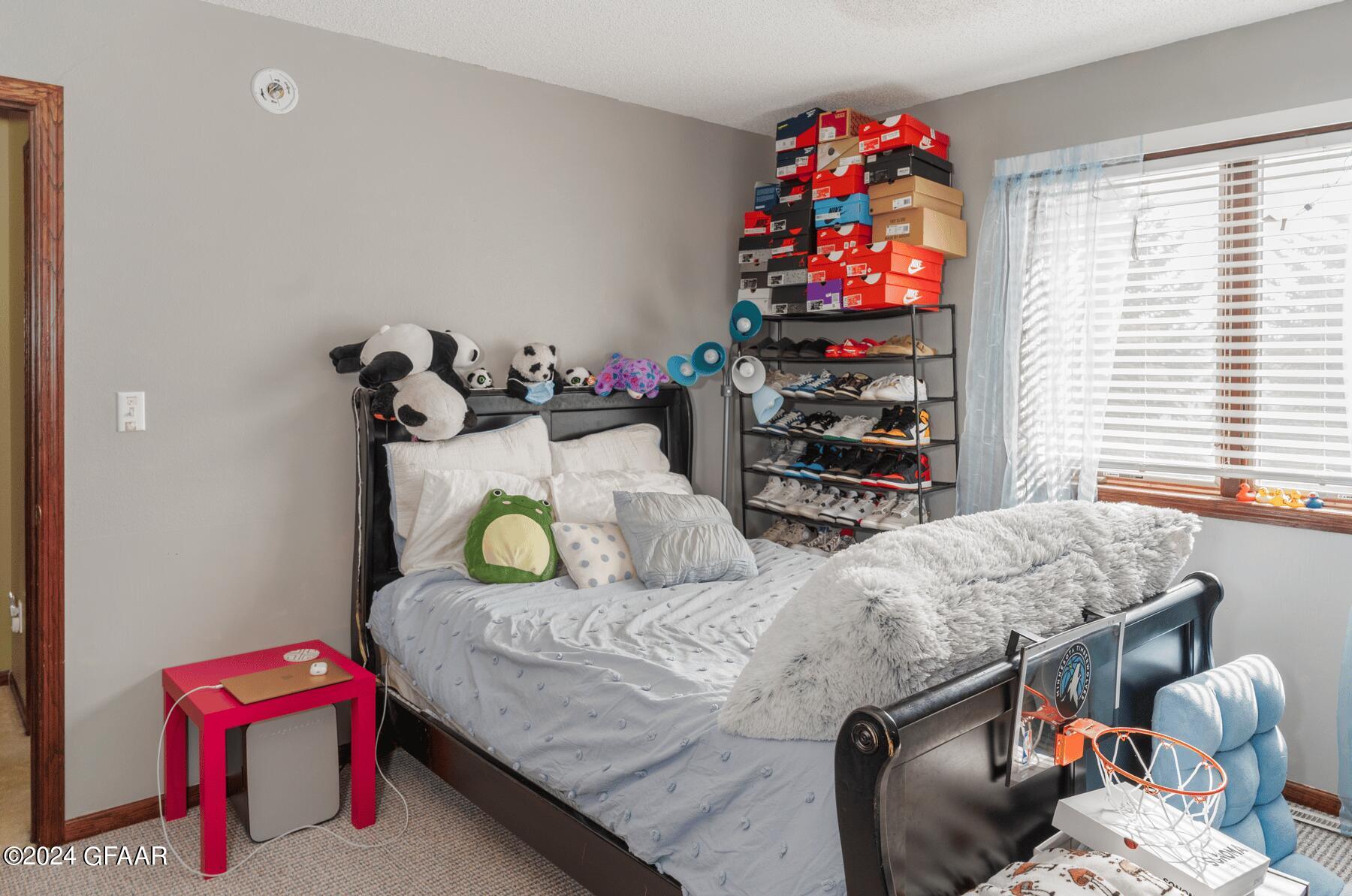 1274 RUSSET Circle