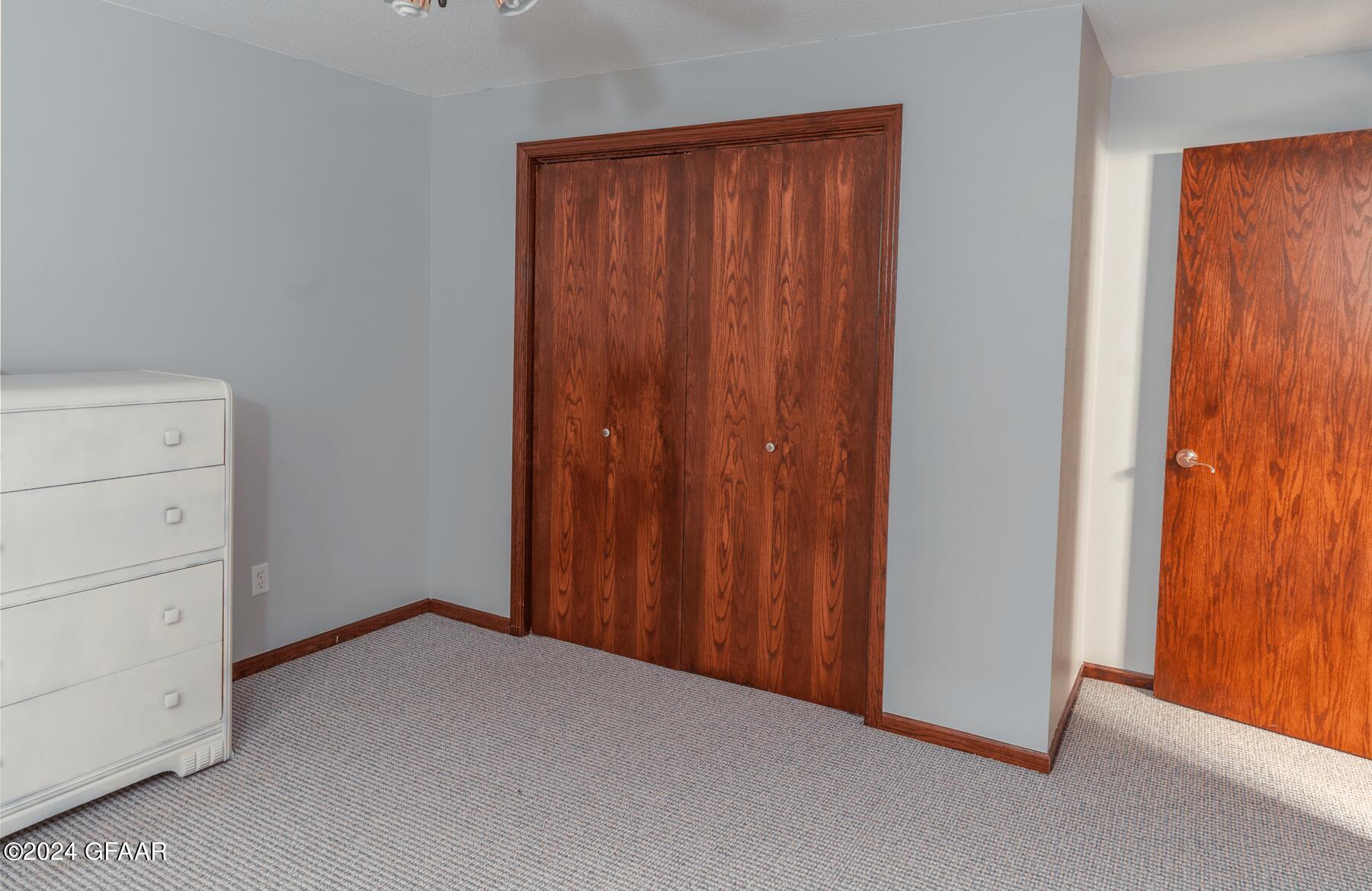 1274 RUSSET Circle